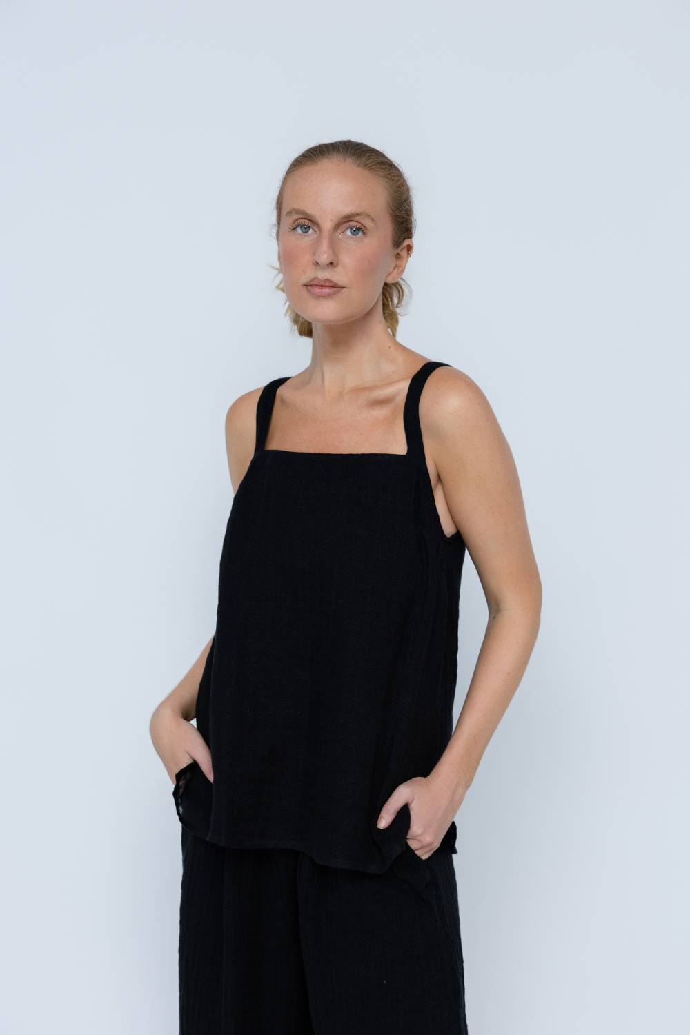 Classic Linen Tank - Black