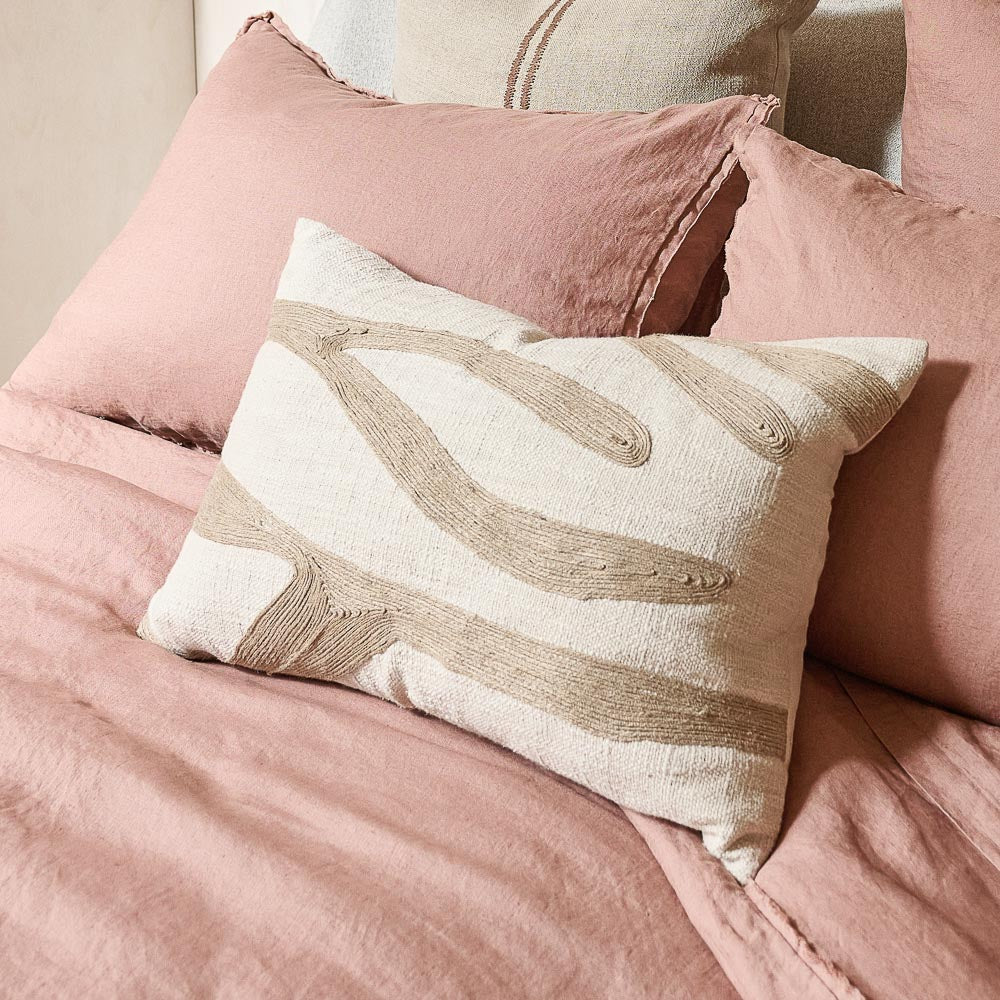 Zanth Cushion - Ivory/Natural