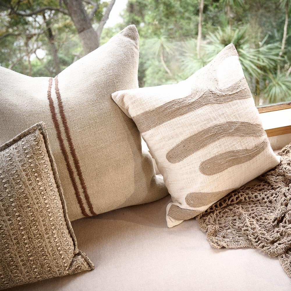 Zanth Cushion - Ivory/Natural