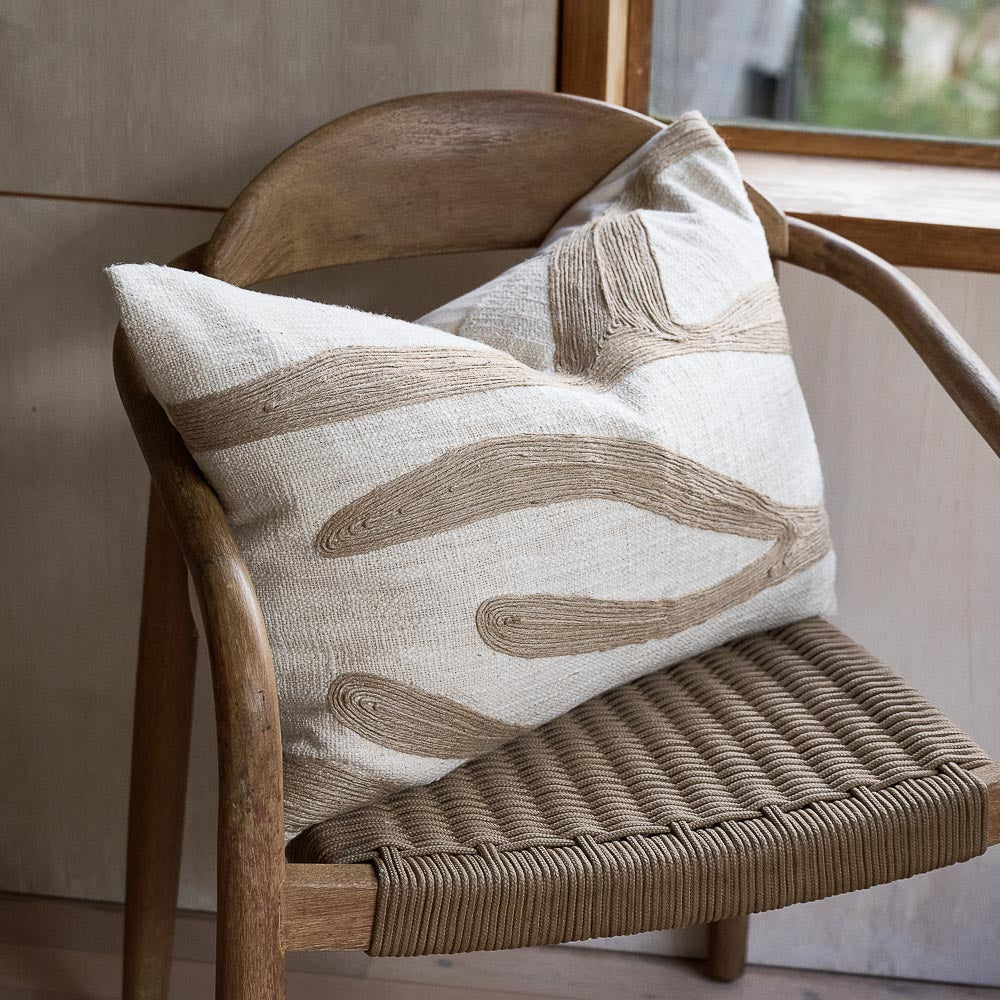 Zanth Cushion - Ivory/Natural
