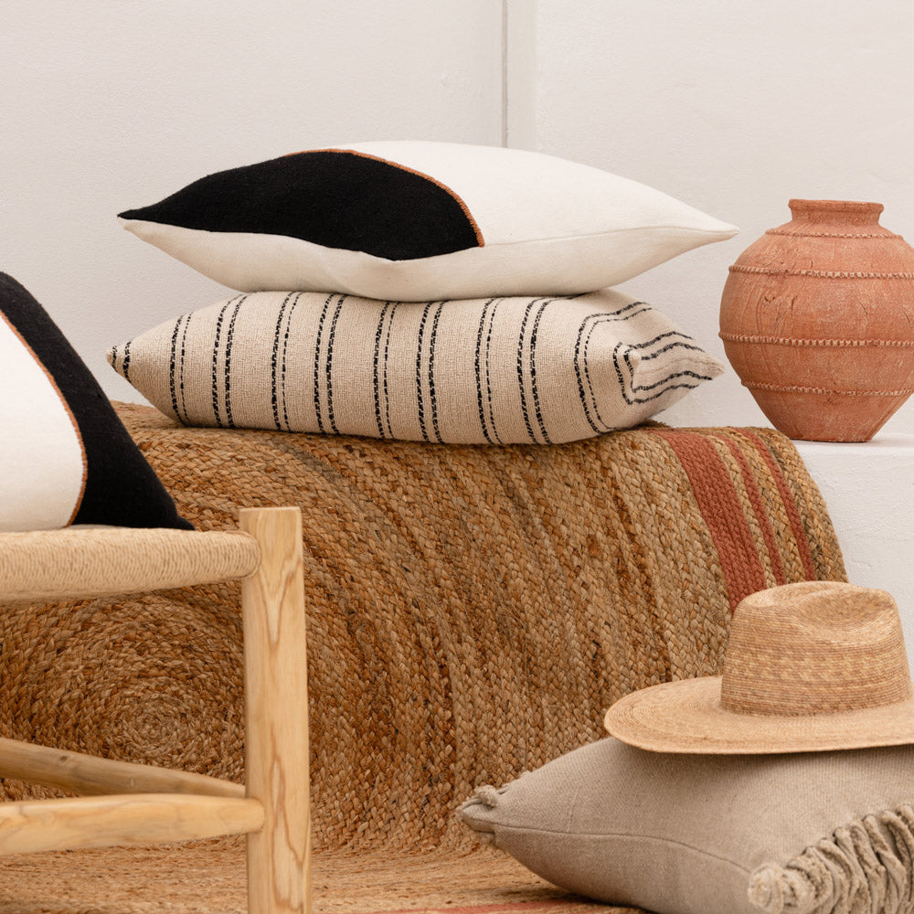 Bella Linen Cushion - Off White/Black/Nutmeg