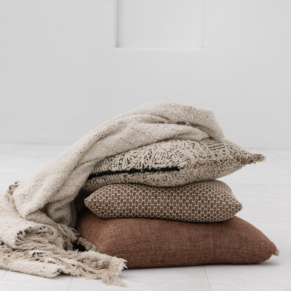 Looma Throw