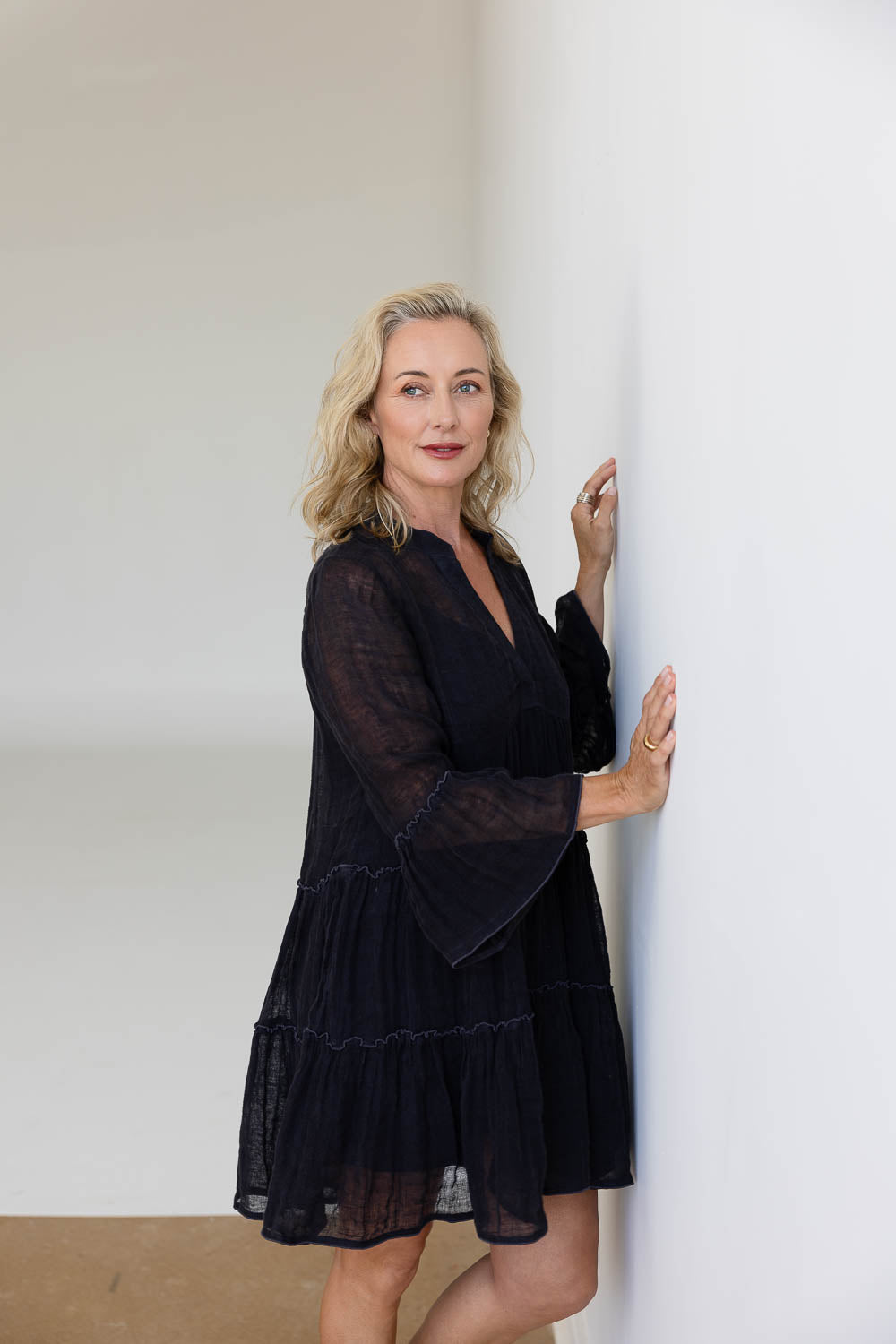 Como Linen Dress - Midnight - Eadie Lifestyle