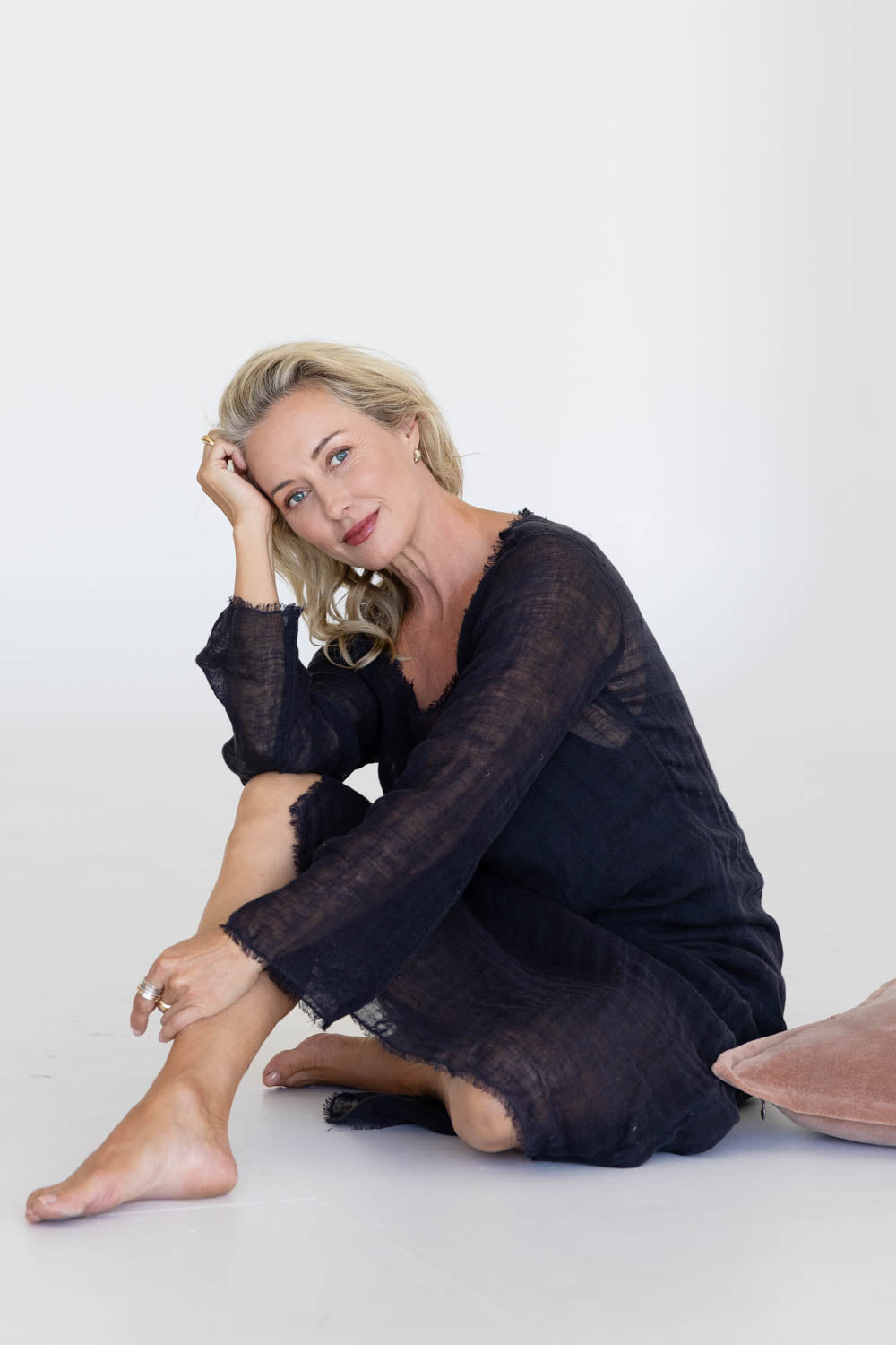Mode Linen Dress - Midnight - Eadie Lifestyle