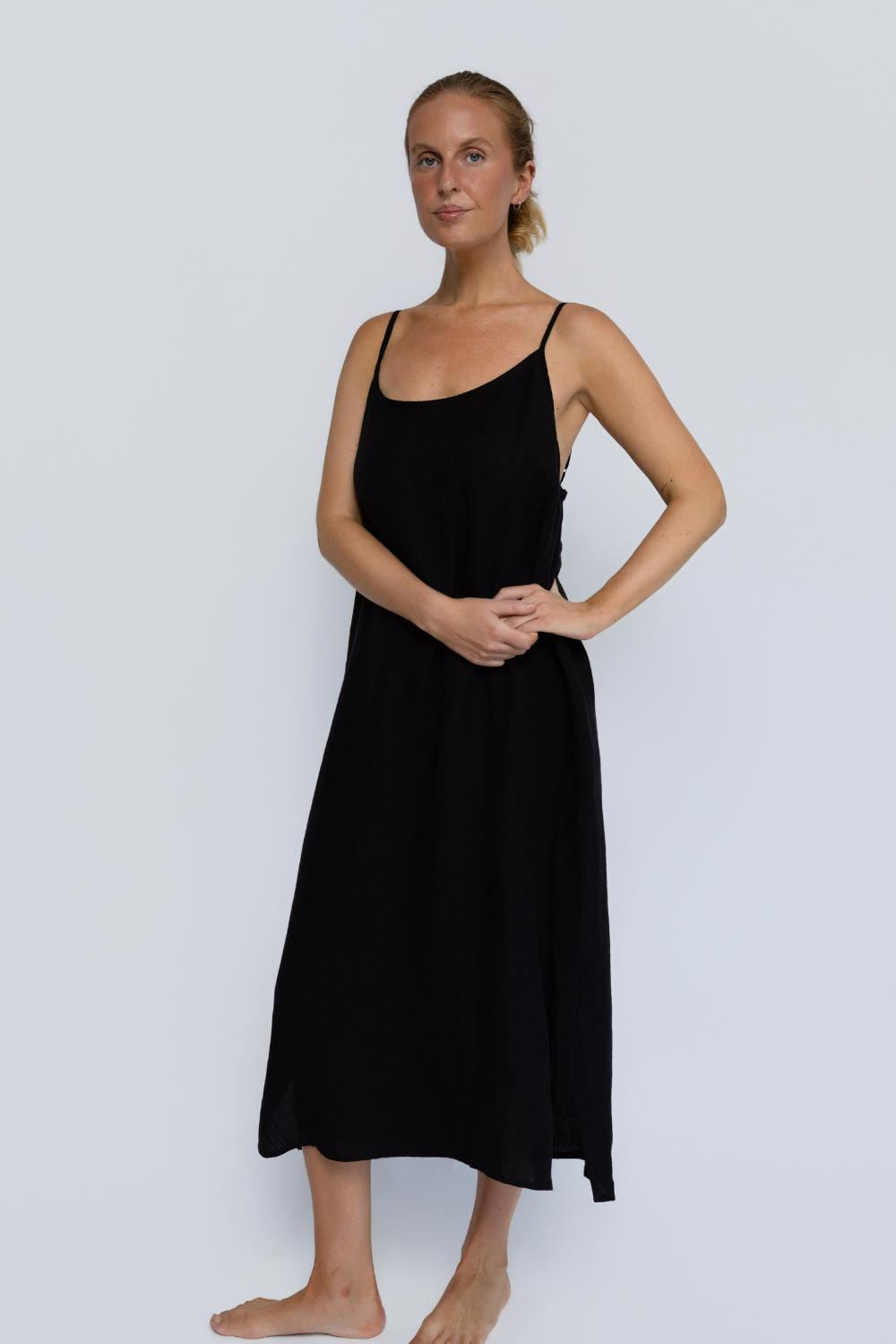 Fundamental Linen Midi - Black