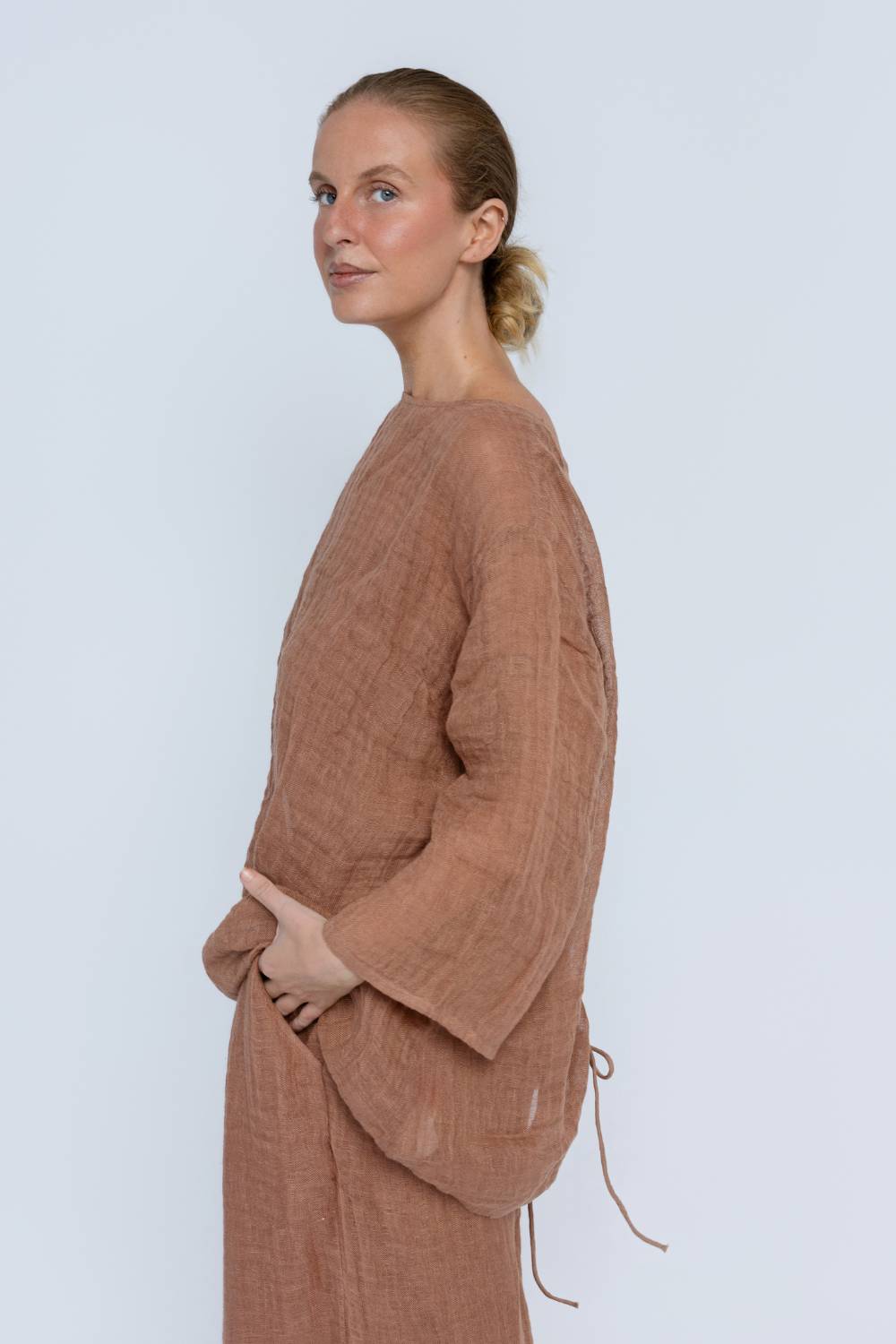 Margot Reversible Linen Top - Clay