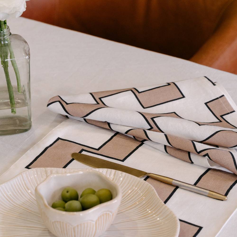 Astor Napkin Set of 4 - Ivory/Natural