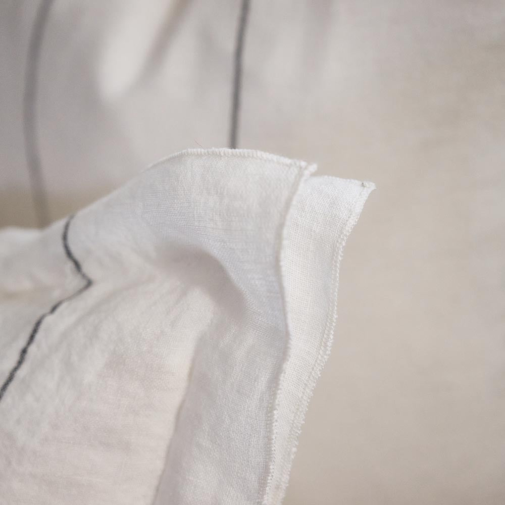 Carter Linen Cushion - Off White w&