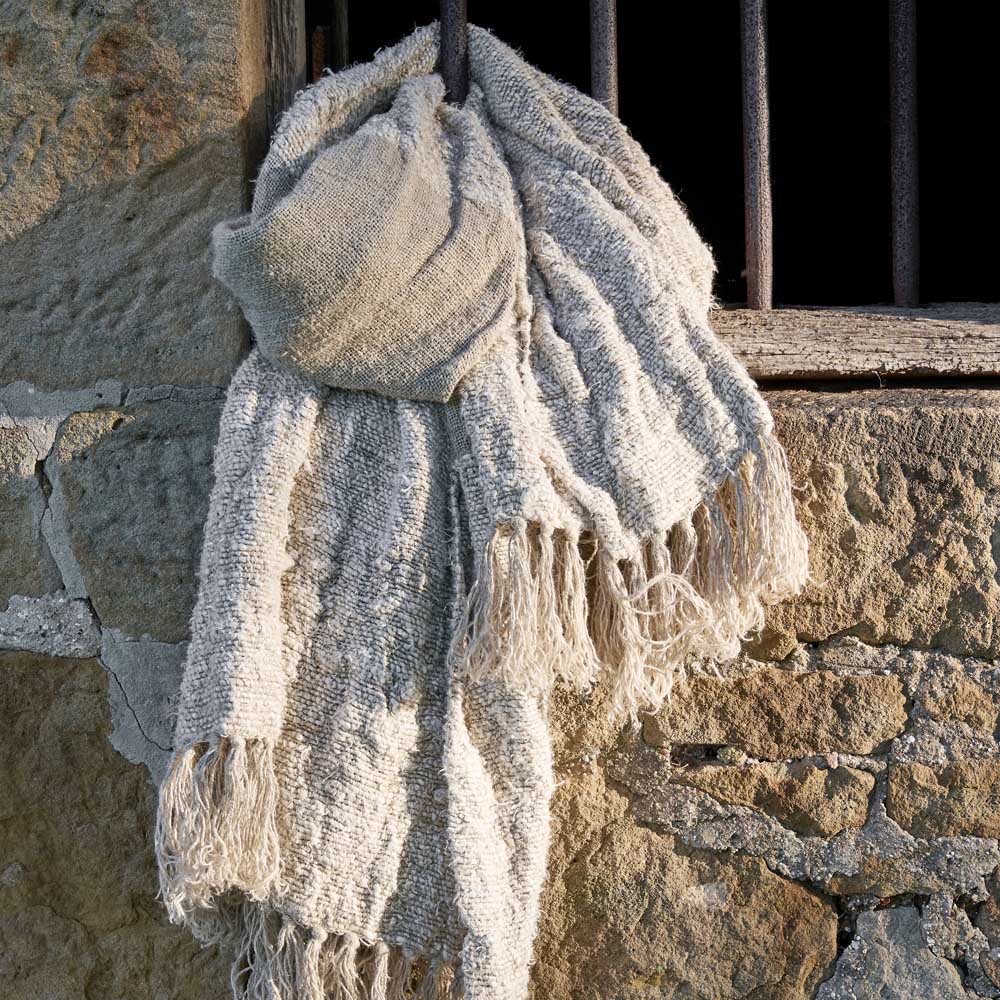 Raffine Linen Throw - Eadie Lifestyle