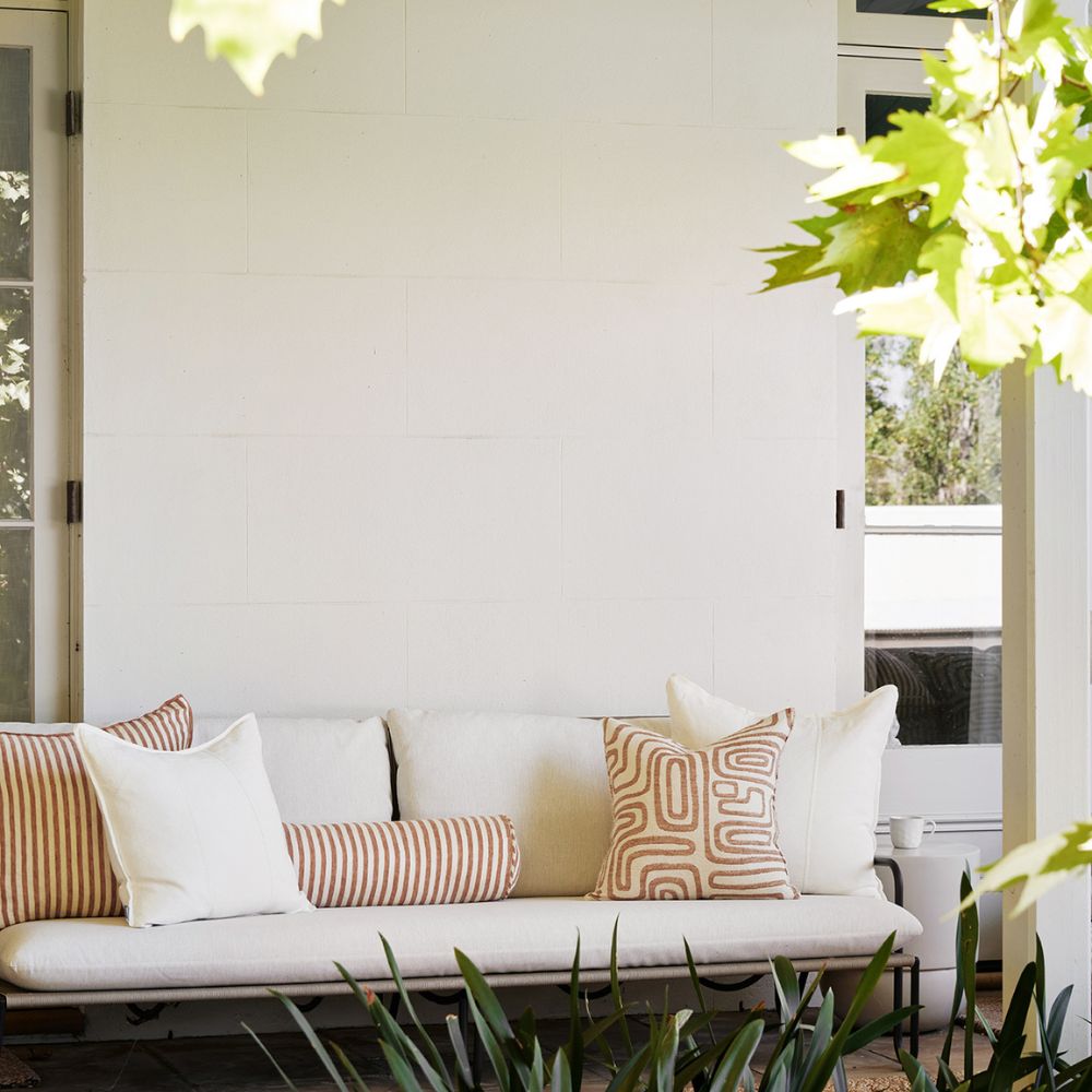 Wanderer Alfresco Outdoor Cushion - White/Nutmeg