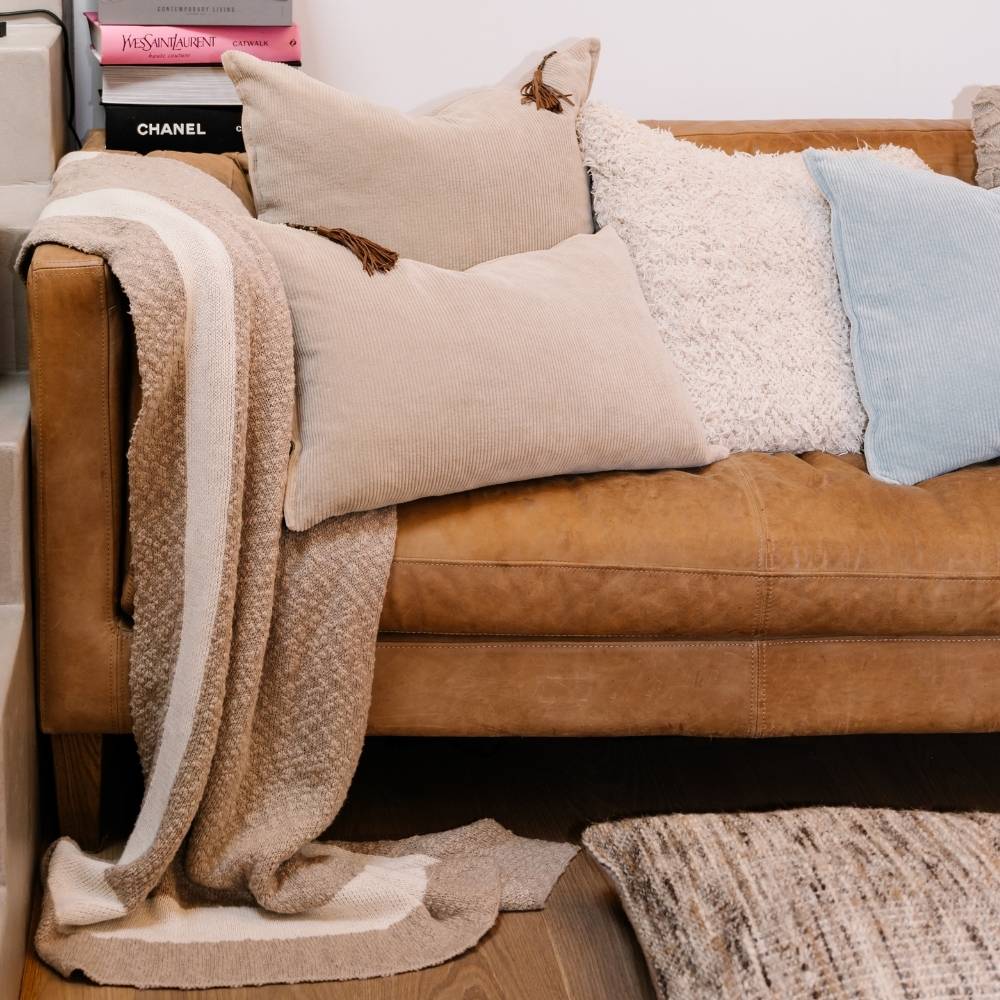 Zen Throw - Natural with Off White Border