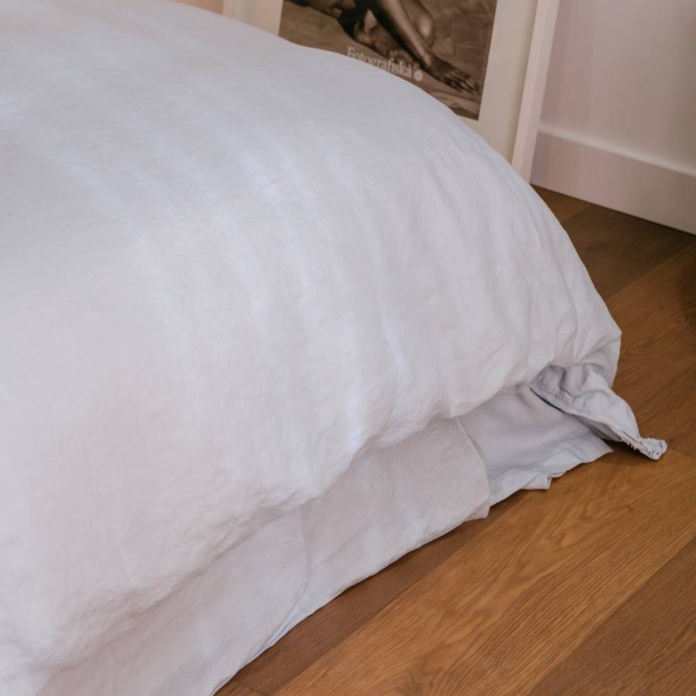 French Linen Duvet Cover w/ Button Closure - Soft Blue