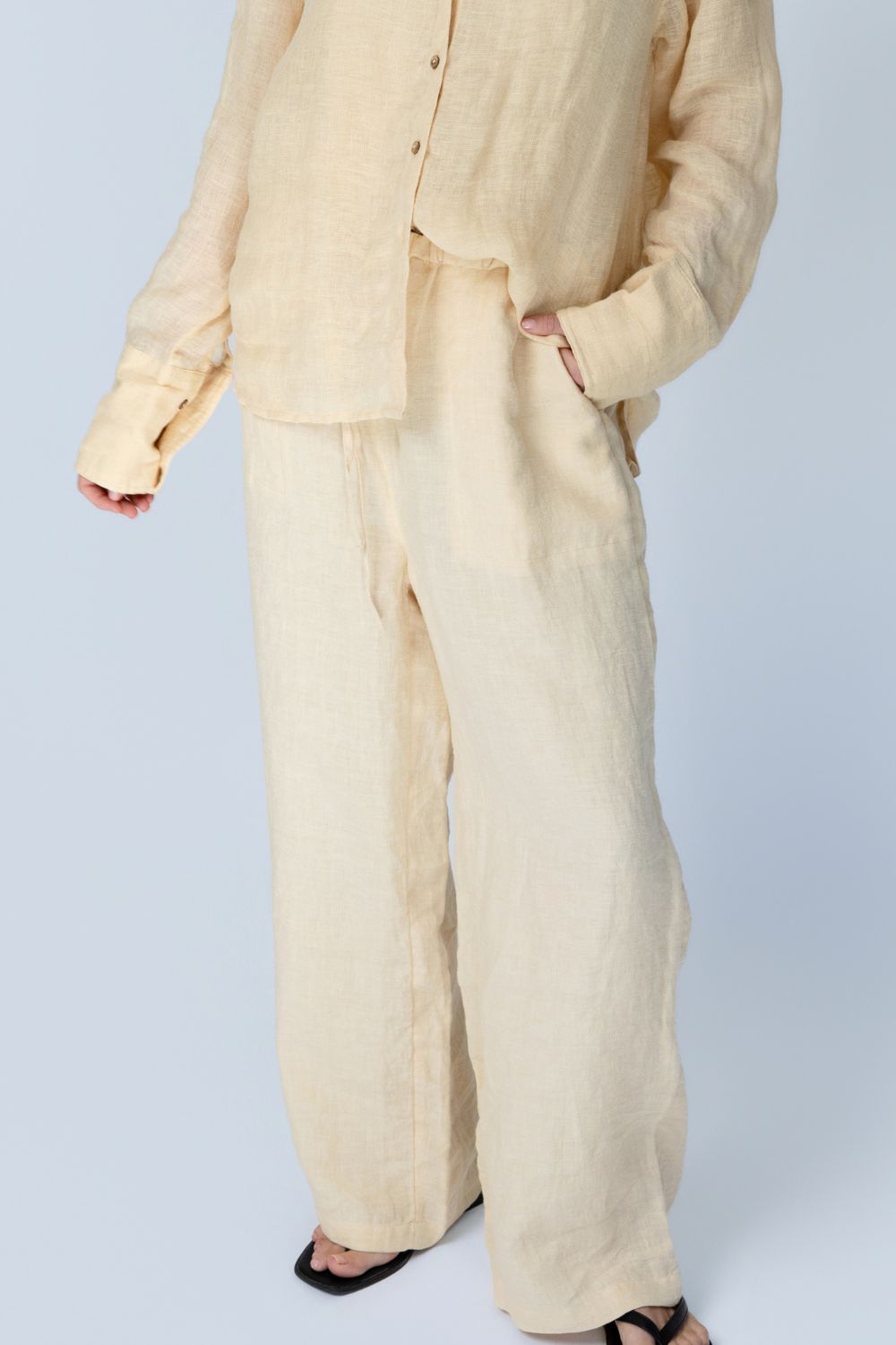 Innes Cargo Pant - Soft Butter