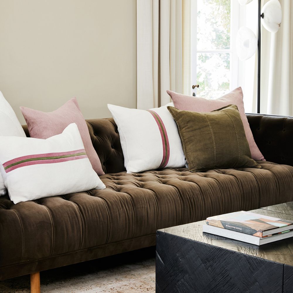 Ribbon Cushion - White/Burgundy/Green
