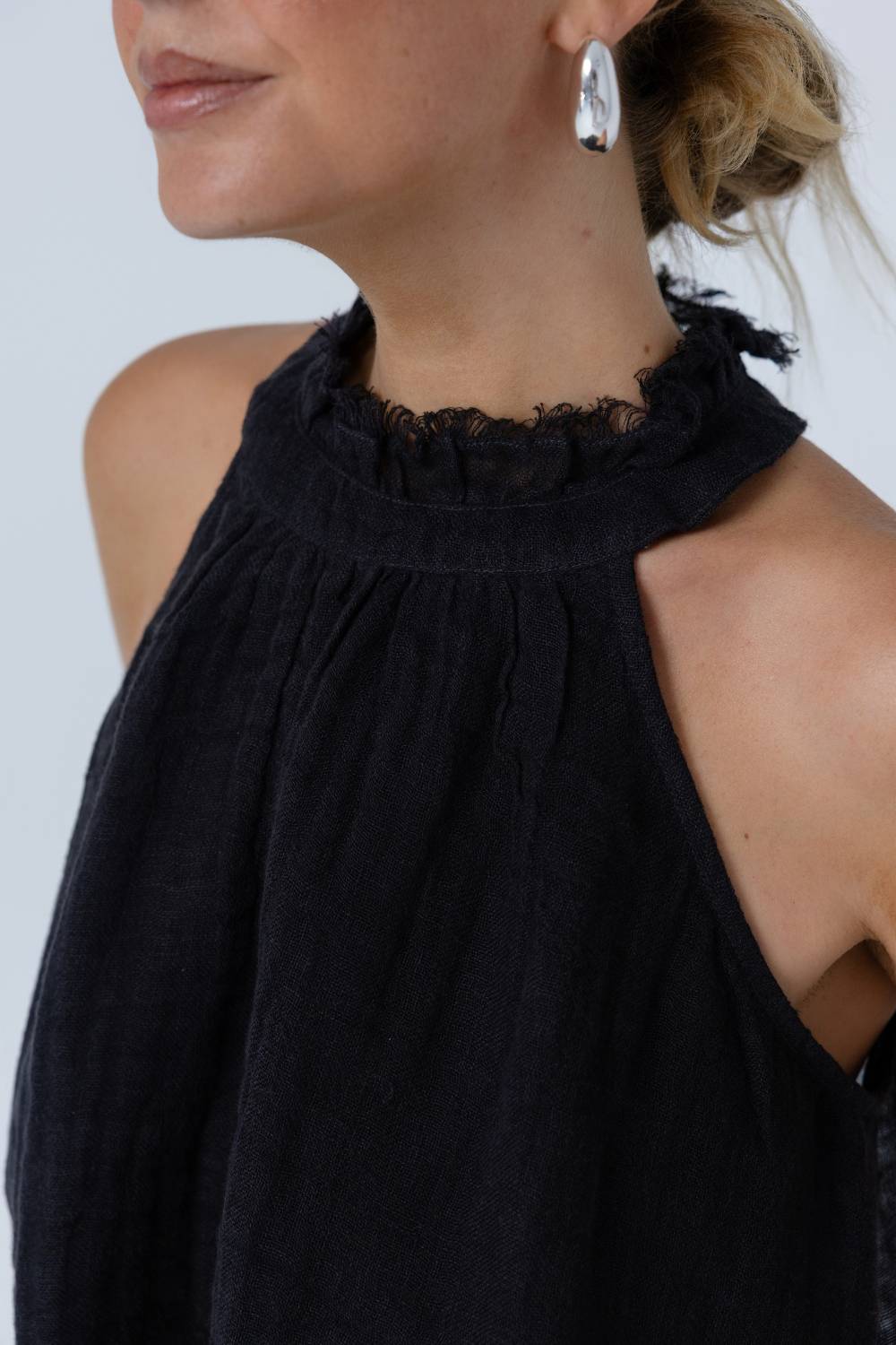 Ava Linen Top - Black