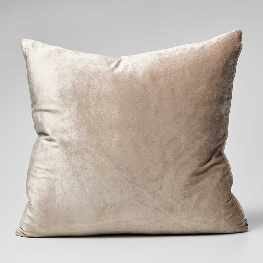 Precious Velvet Cushion - Soft Gold