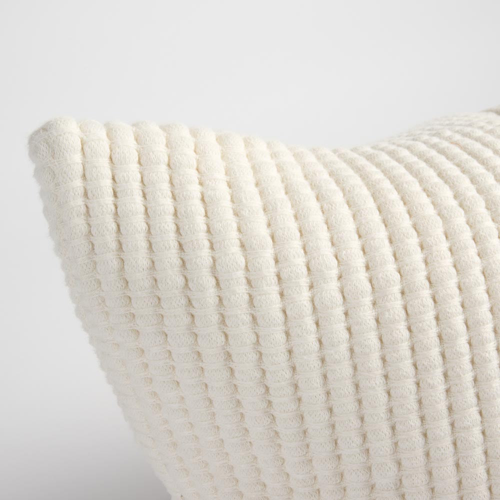 Favo Cushion - Ivory