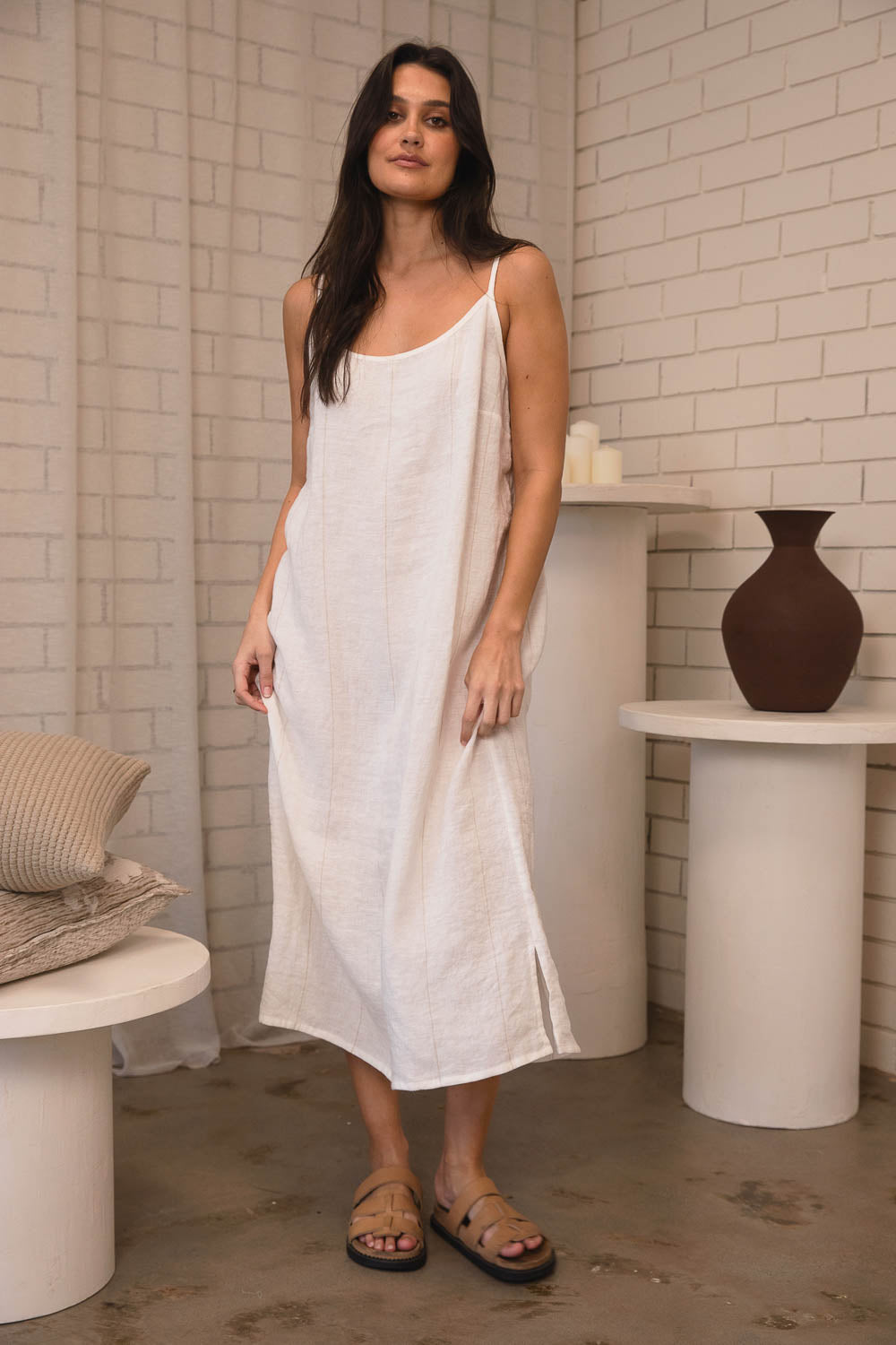 Carter Fundamental Linen Midi - Off White w&