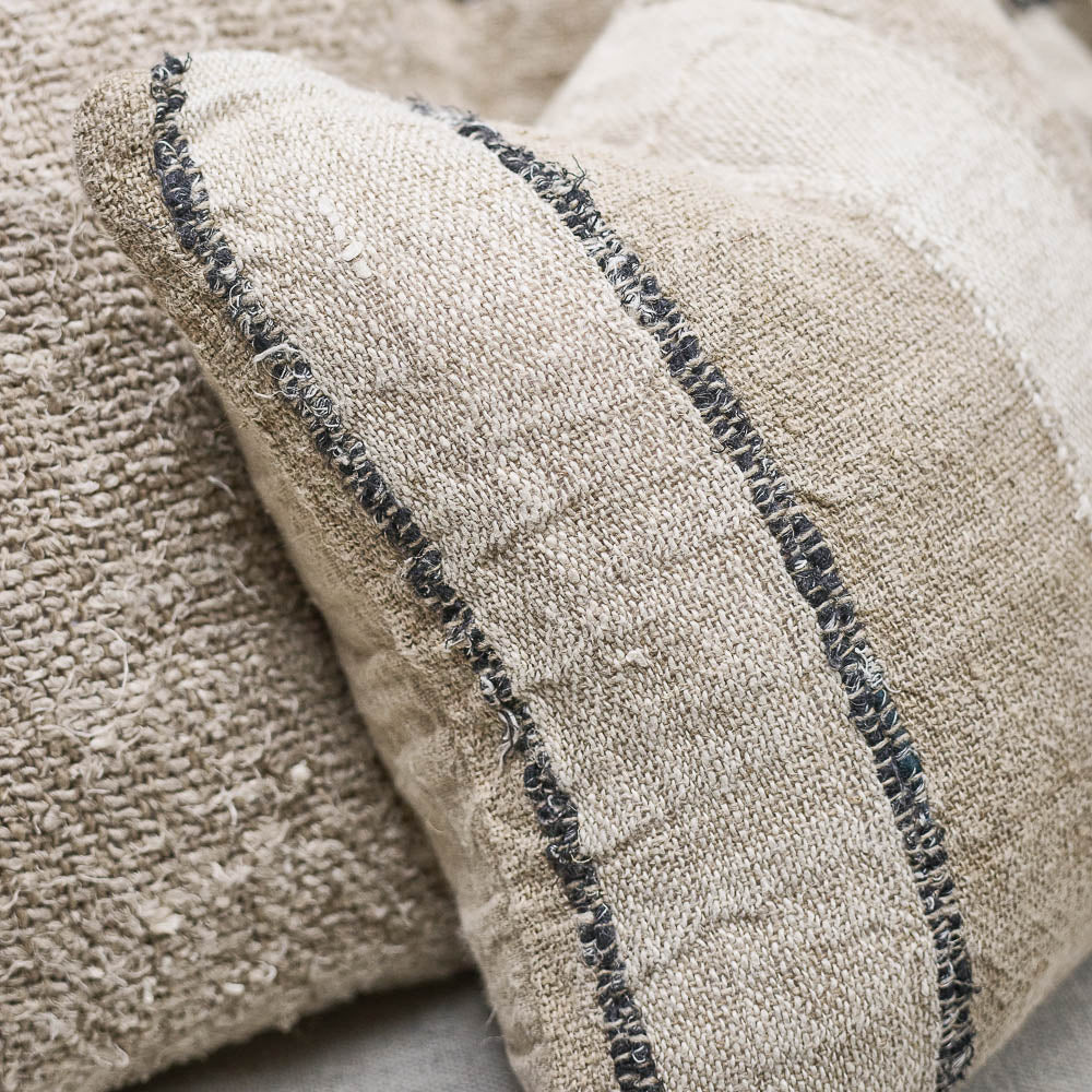 Retreat Cushion -  Natural/Ivory/Black