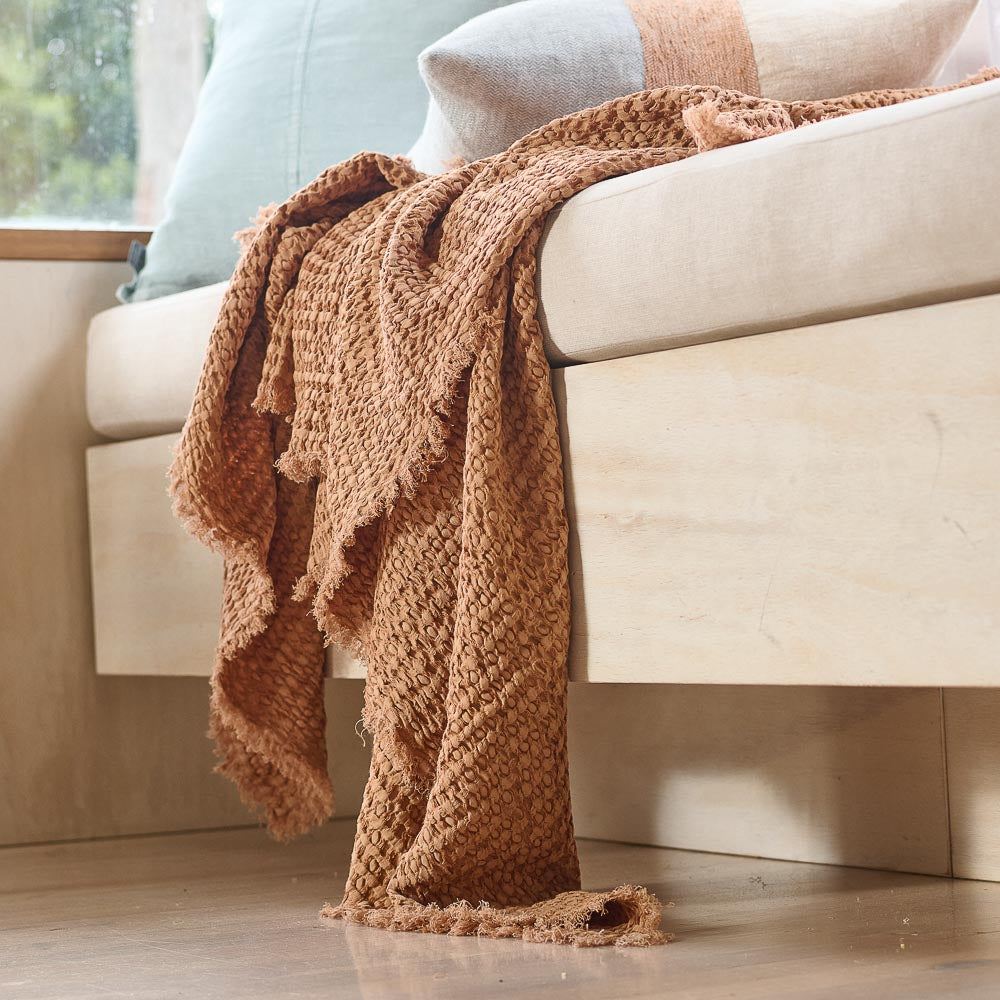 Element Throw - Ochre
