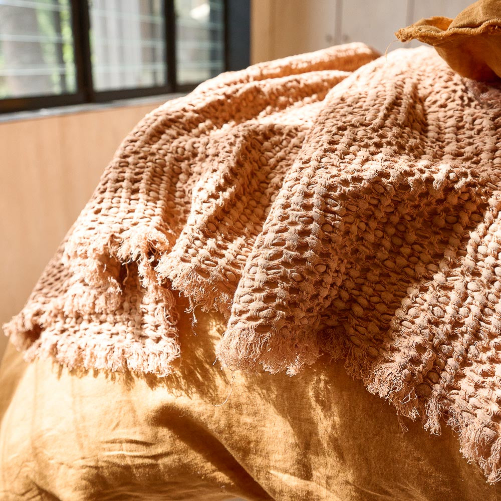 Element Throw - Ochre