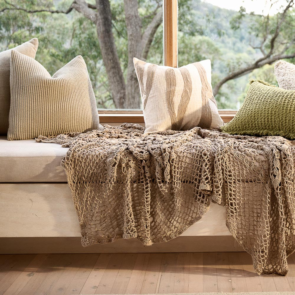 Tully Throw - Dark Natural