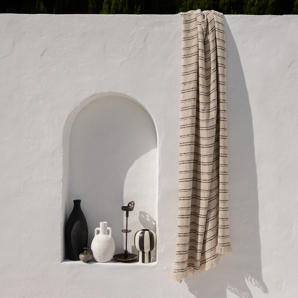 Alba Throw - Black