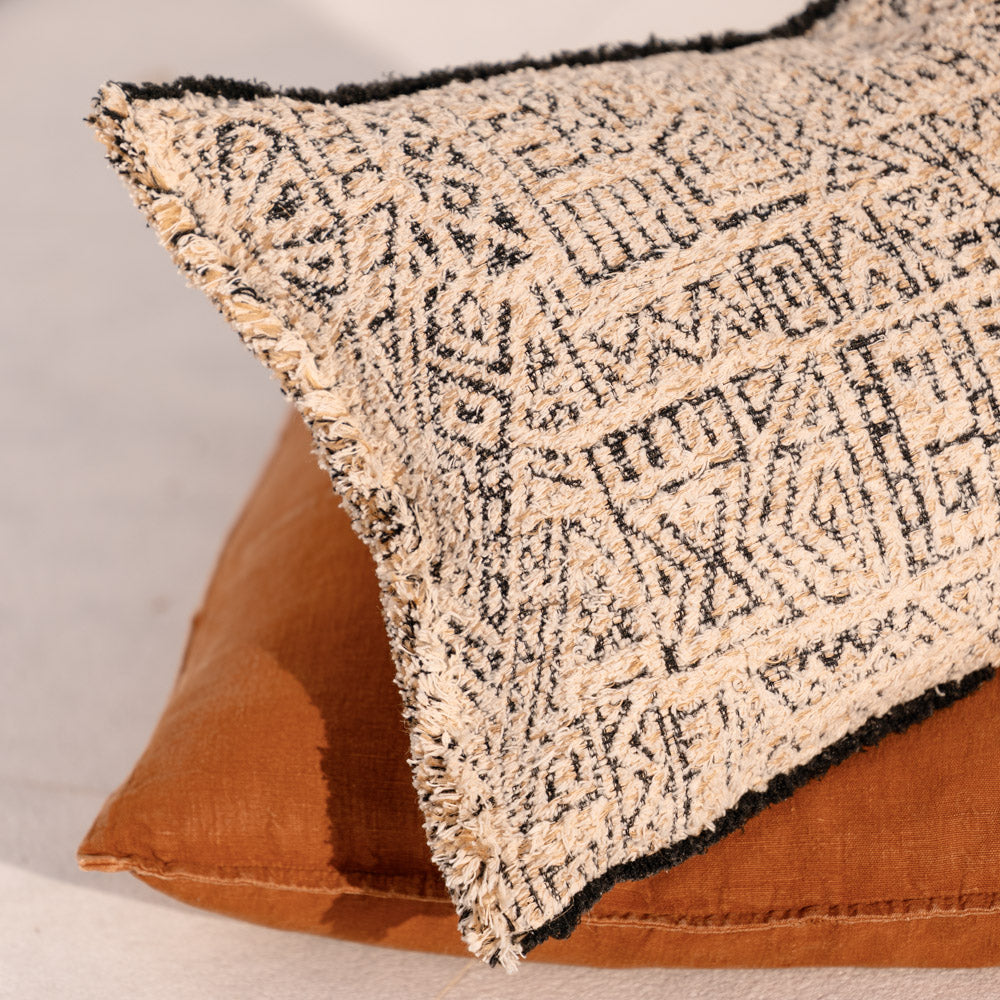 Cariz Cushion