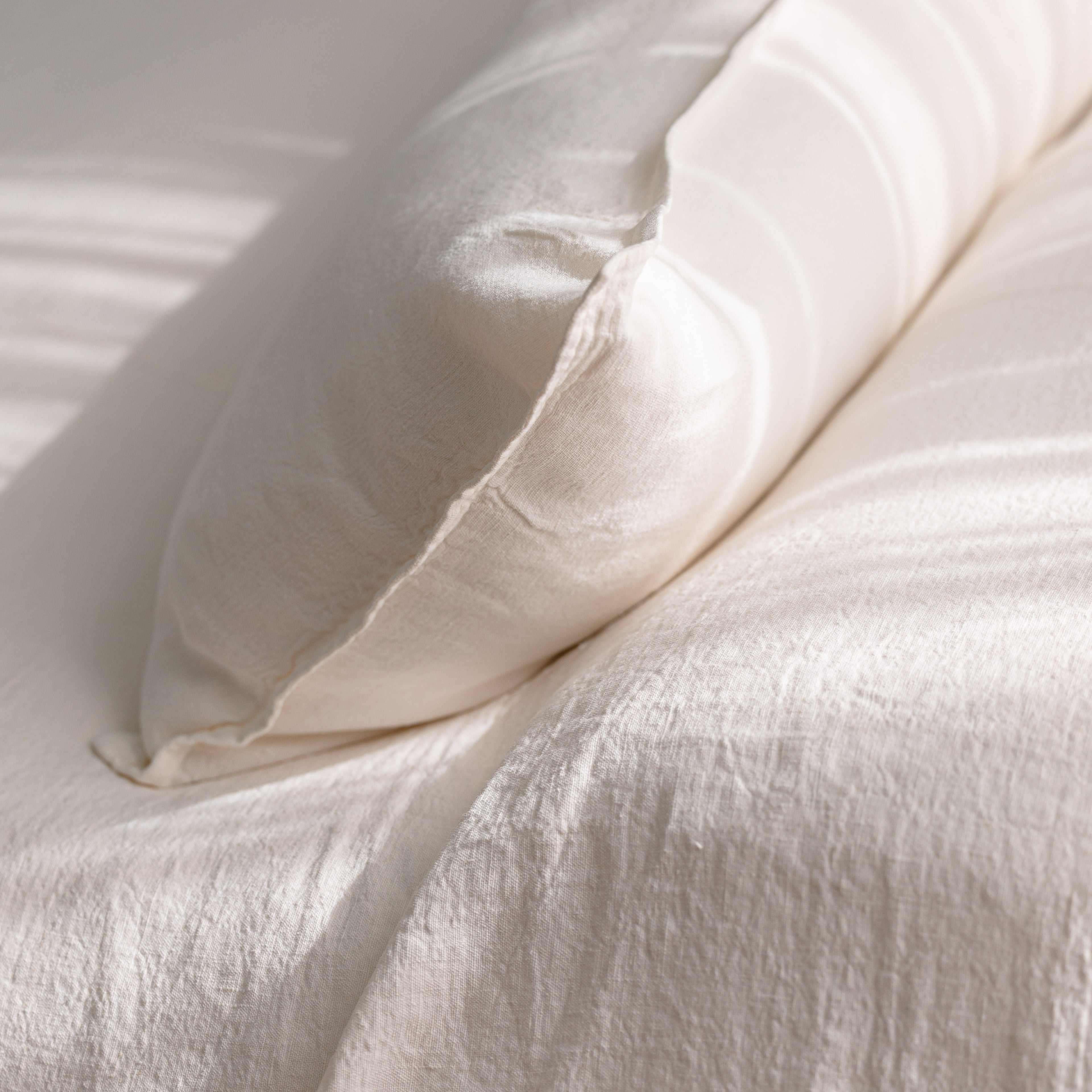 Luca Linen Bed Cover - Off White