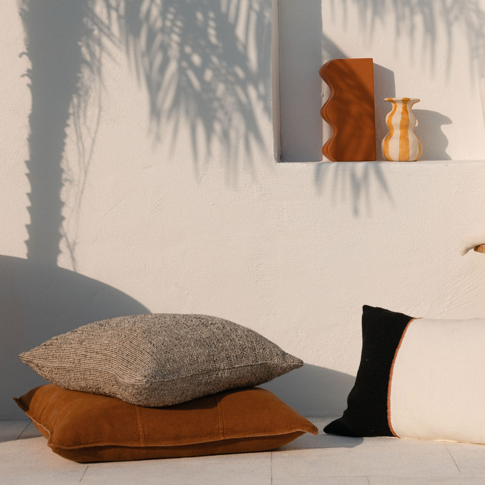 Verdure Linen Cushion - Natural/Black