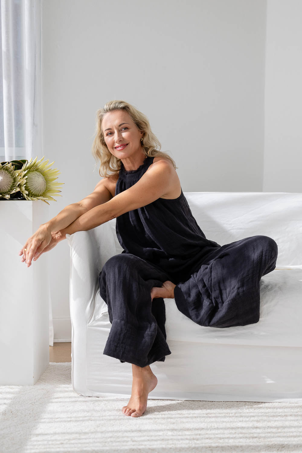 Ava Linen Top - Midnight