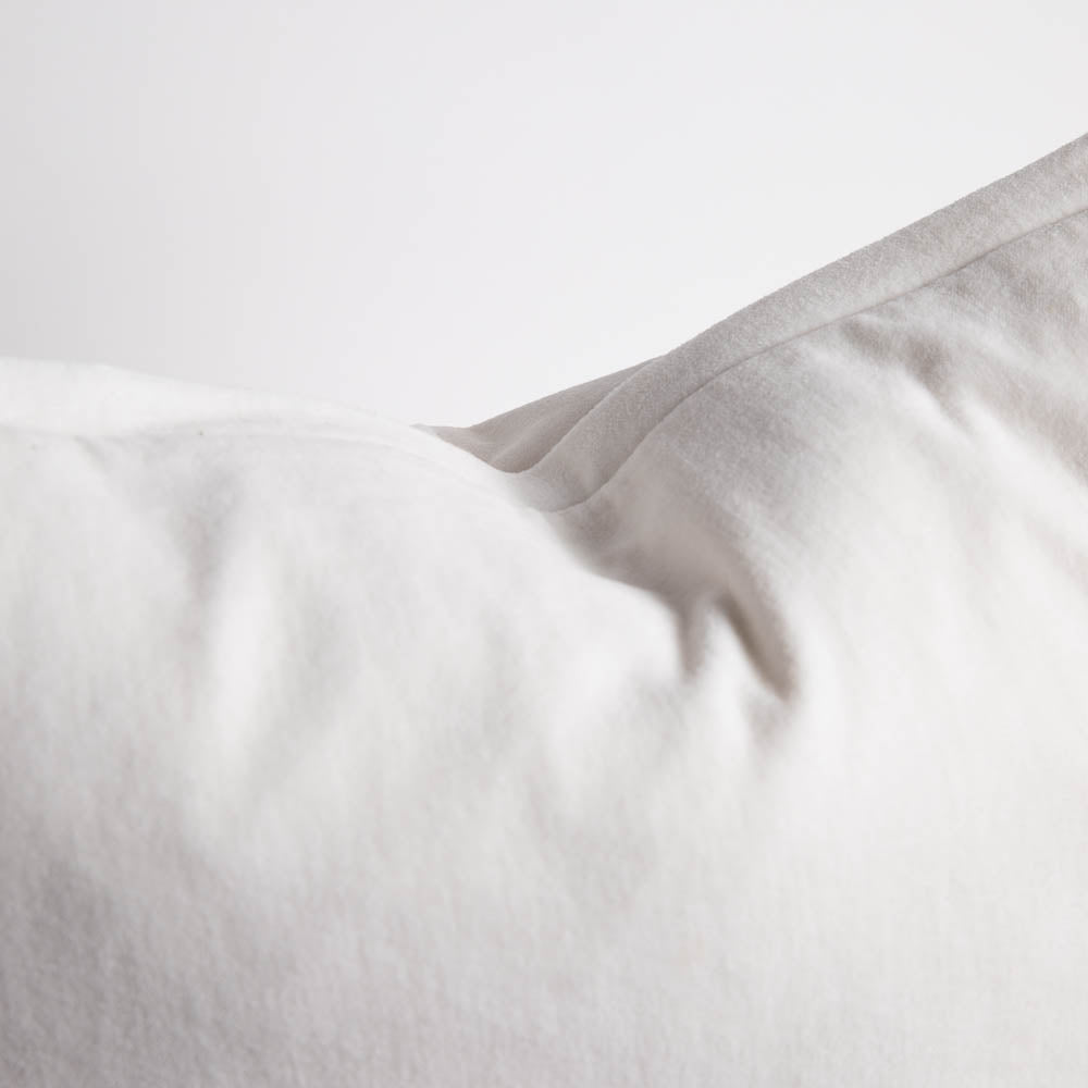 Evelyn Velvet Long Lumbar- White