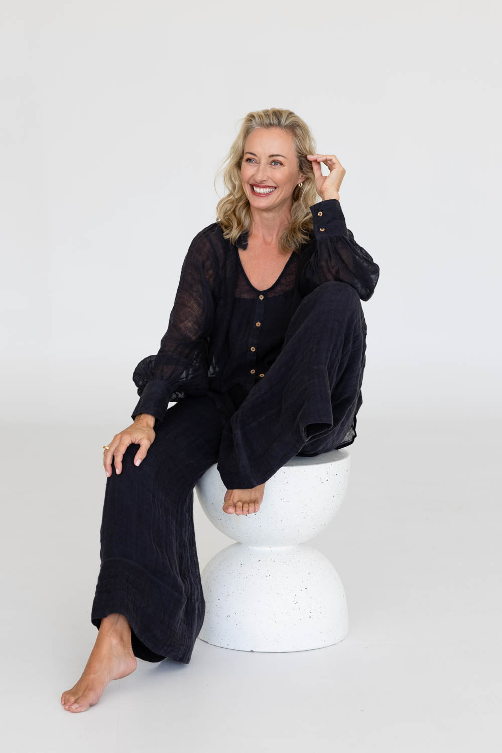 Mika Linen Blouse - Midnight