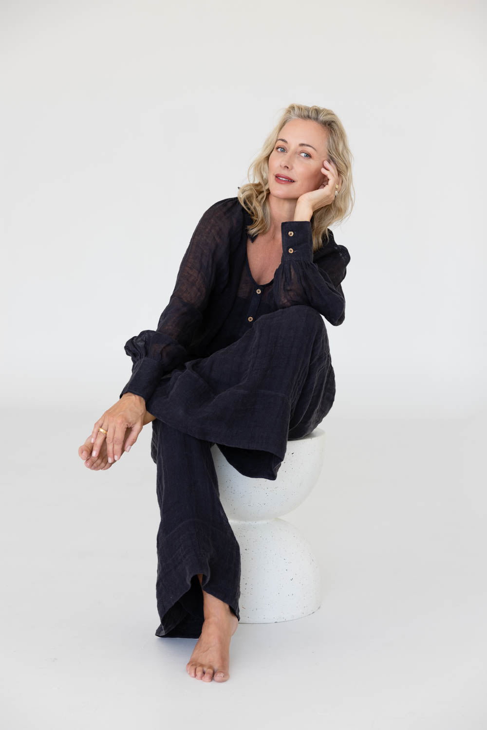 Mika Linen Blouse - Midnight