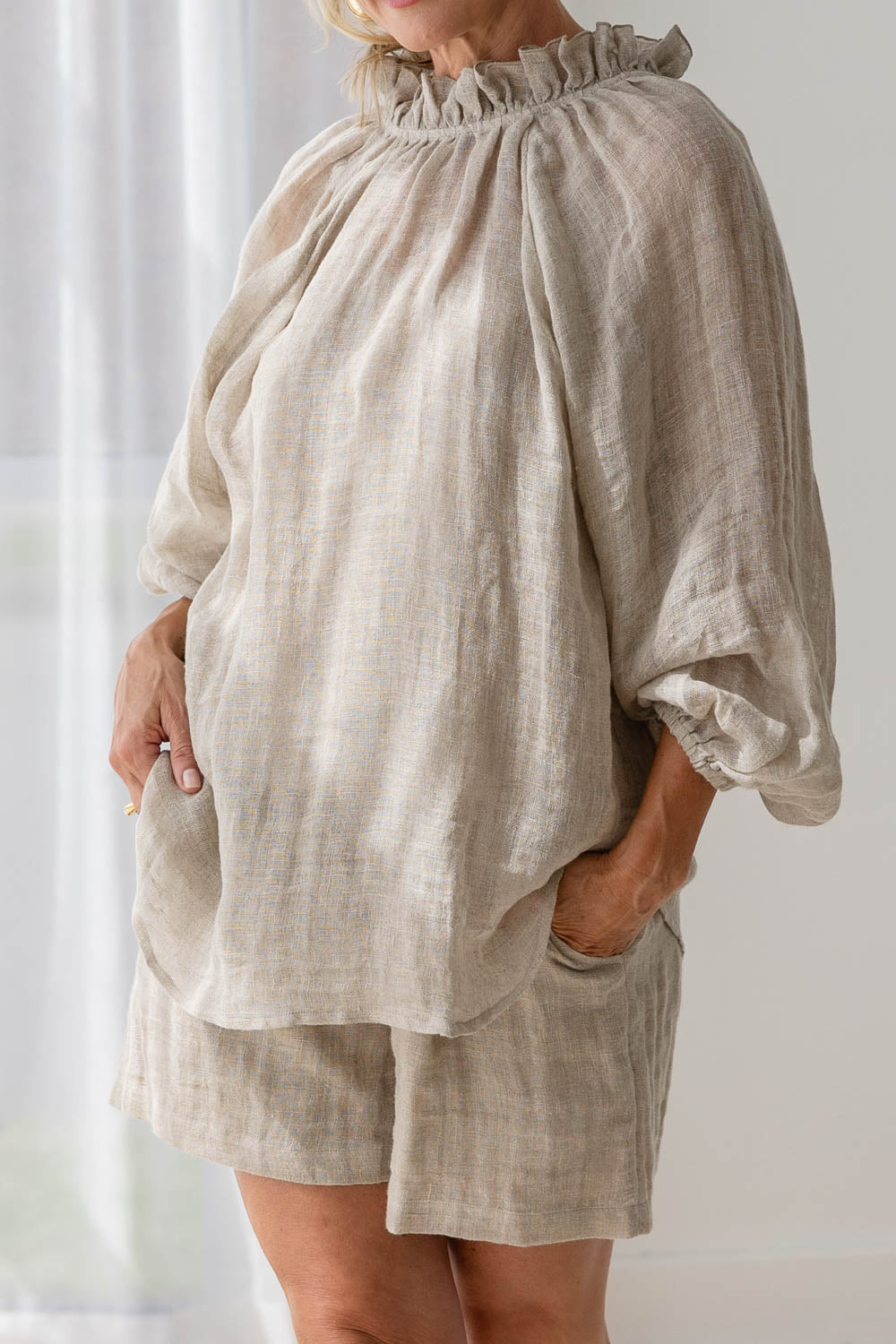Lulu Reversible Linen Top - Natural