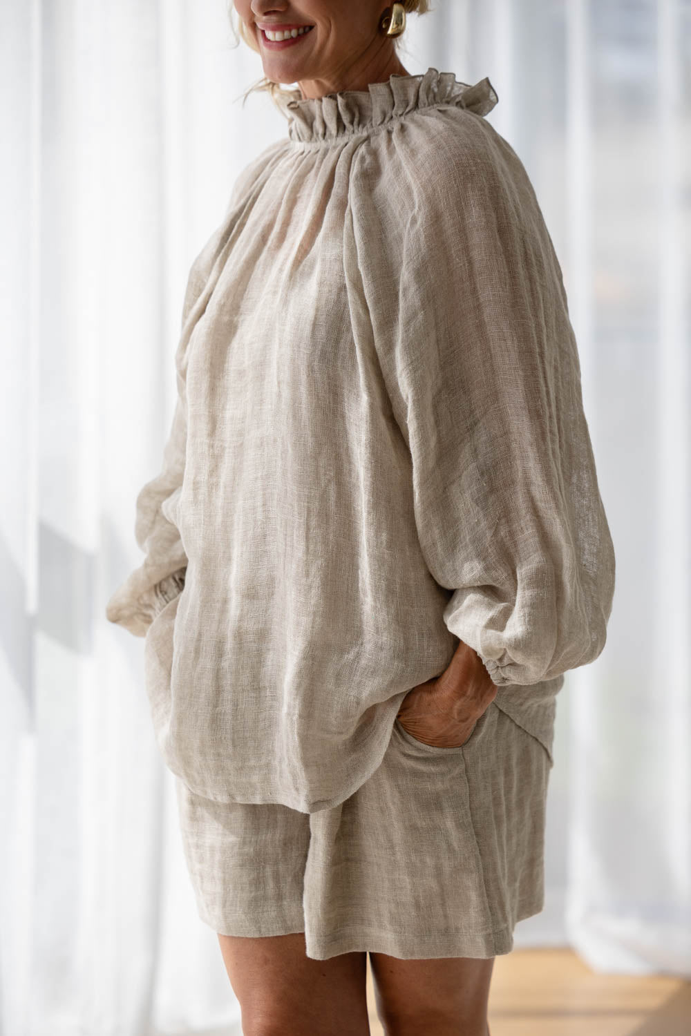 Lulu Reversible Linen Top - Natural