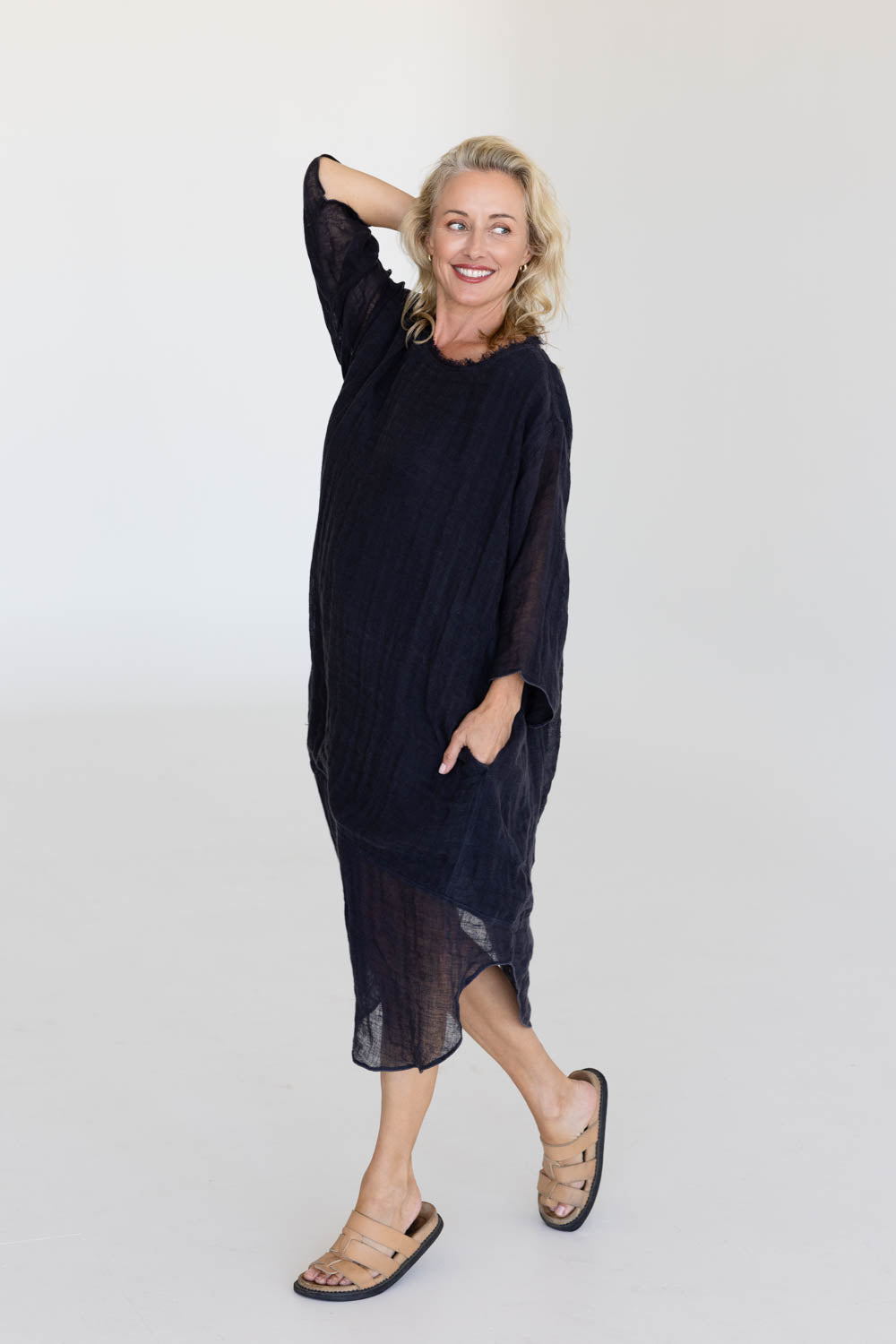 Luxe Malle Linen Dress - Midnight