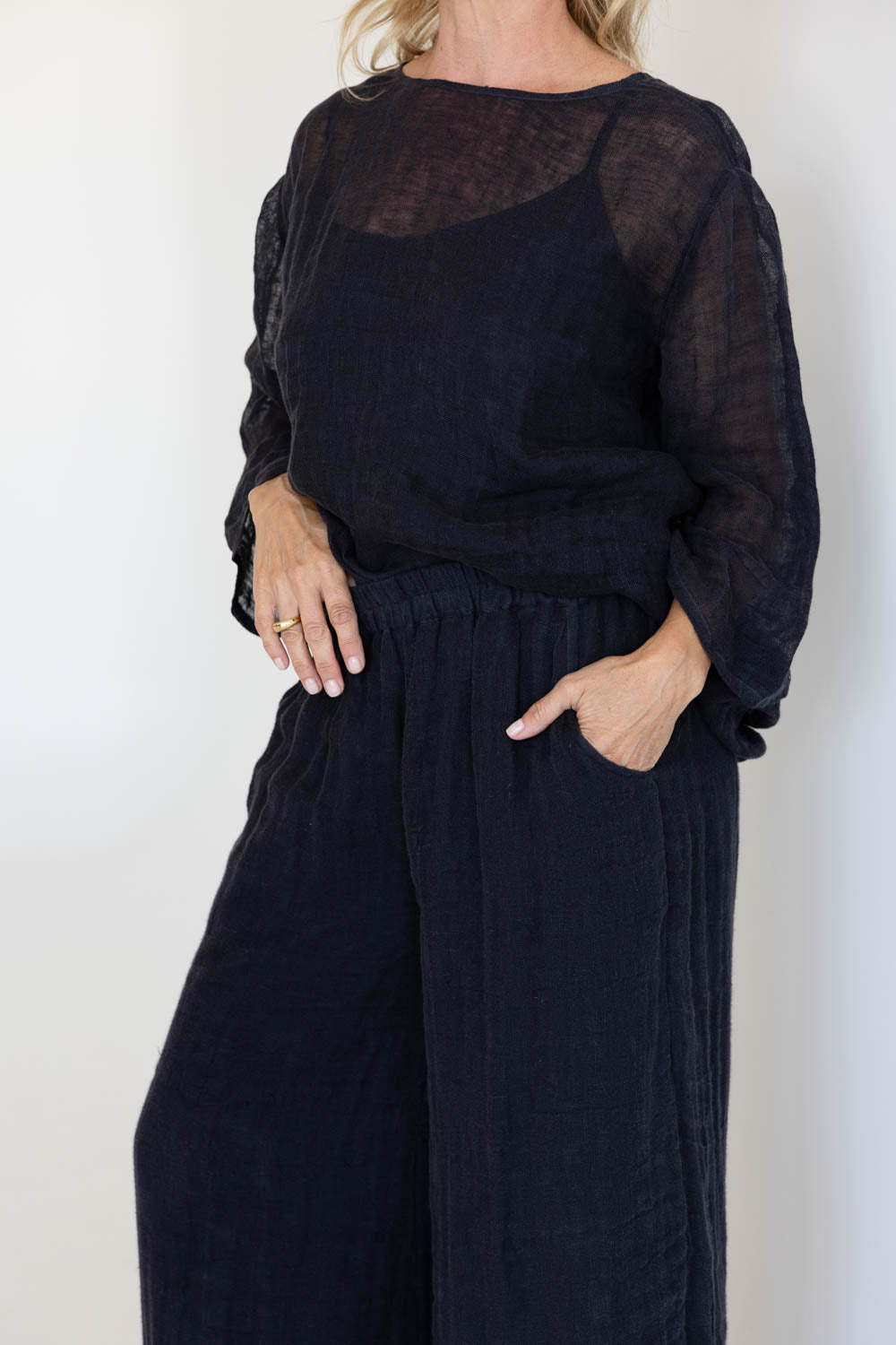 Margot Reversible Linen Top - Midnight