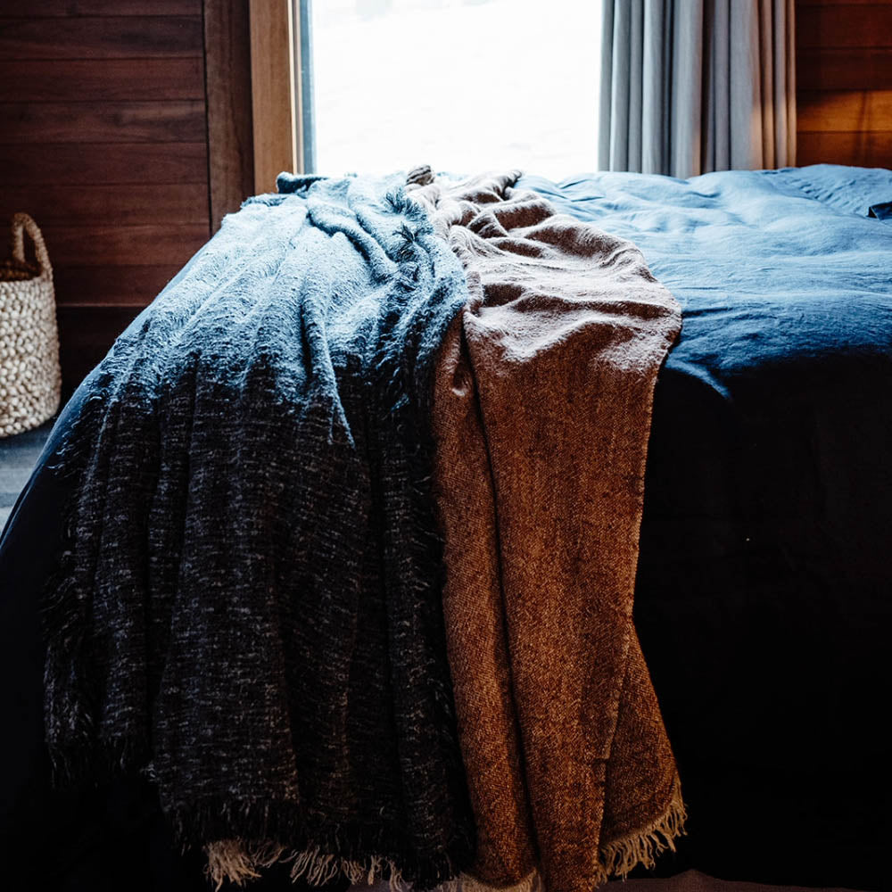 Tabako Linen Throw