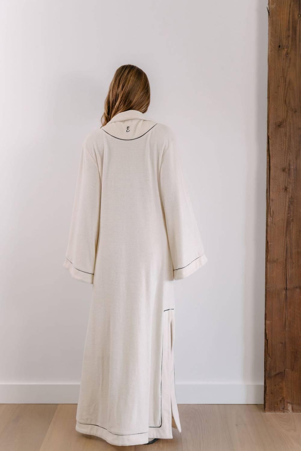 Empire State-Ment Kaftan - White with Black Piping