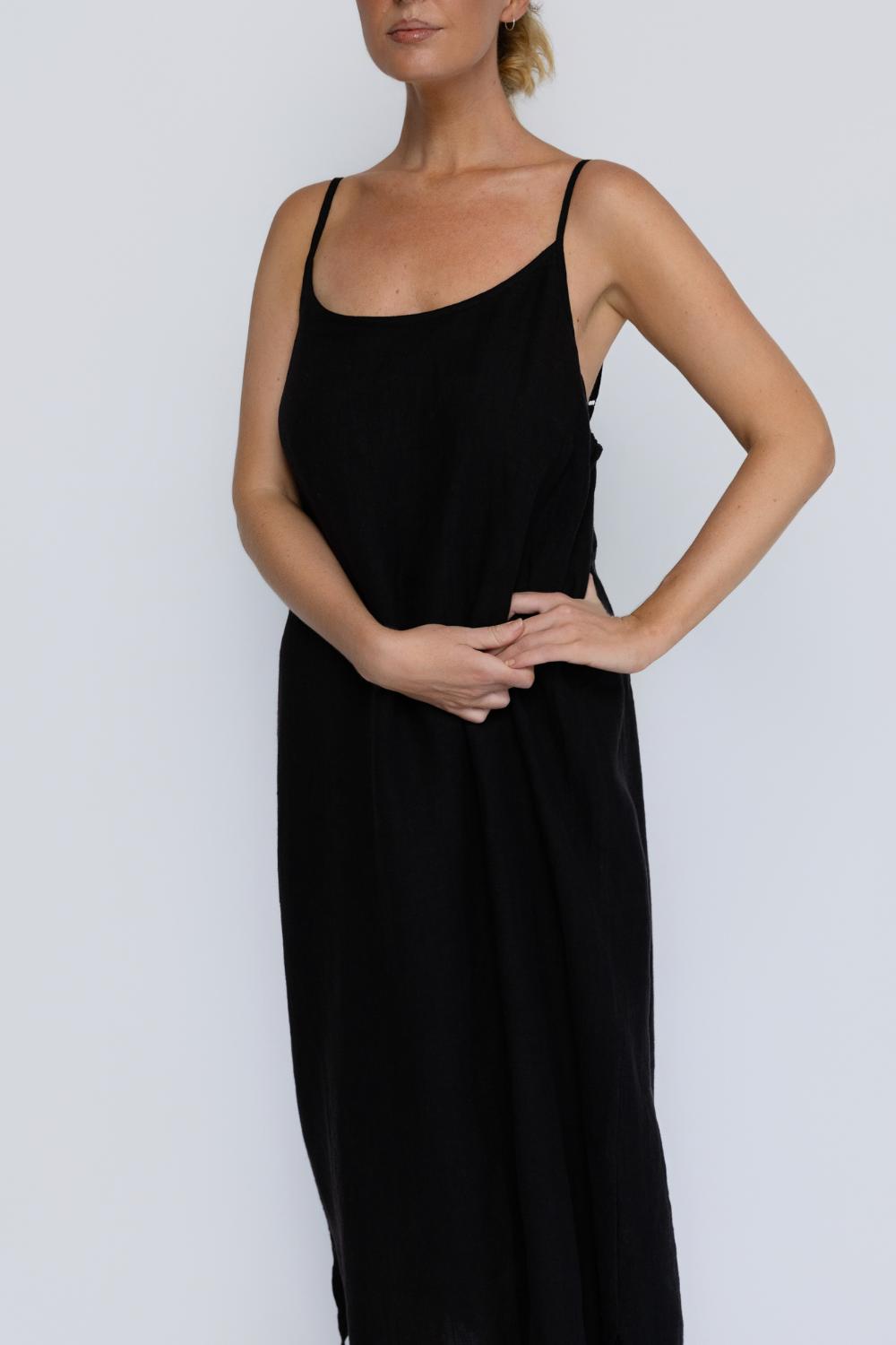 Fundamental Linen Midi - Black