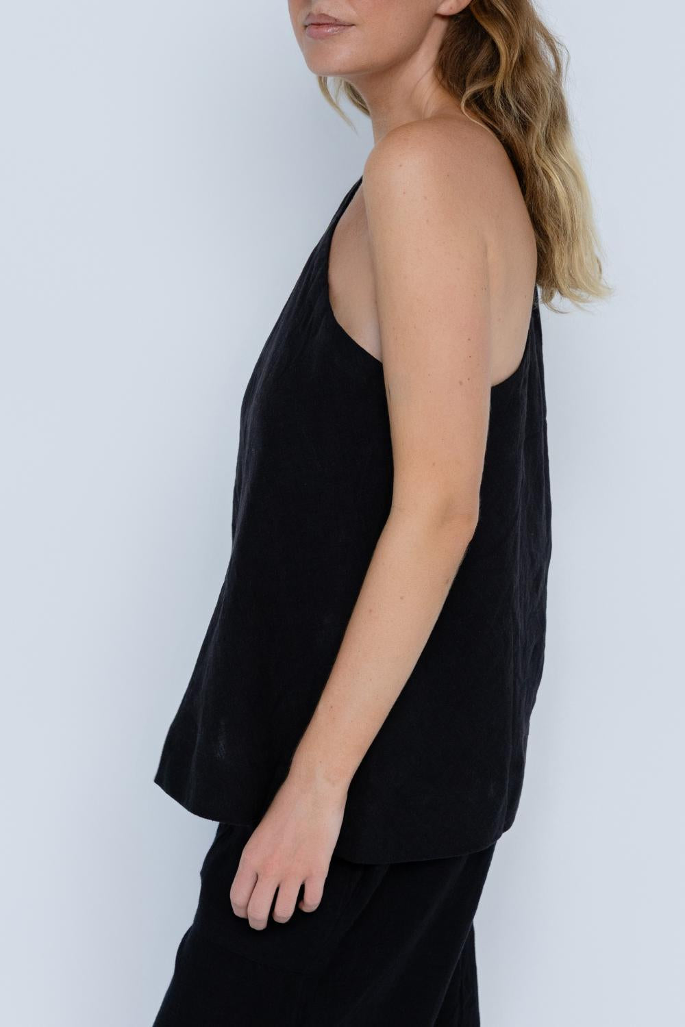 Fundamental Linen One Shoulder Top - Black