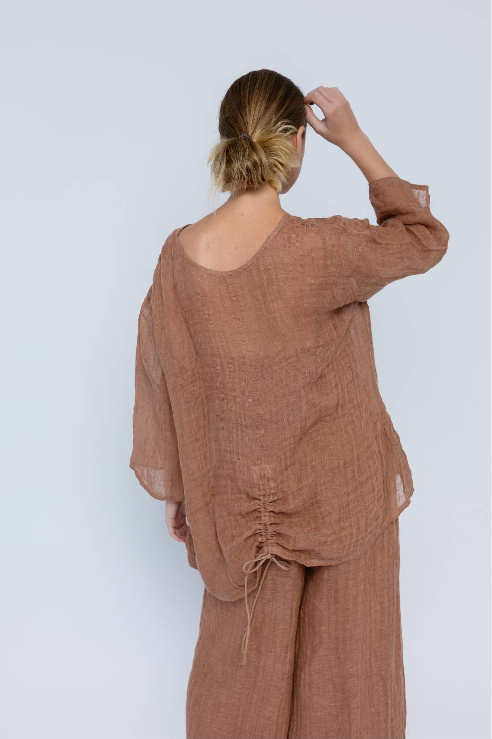Margot Reversible Linen Top - Clay