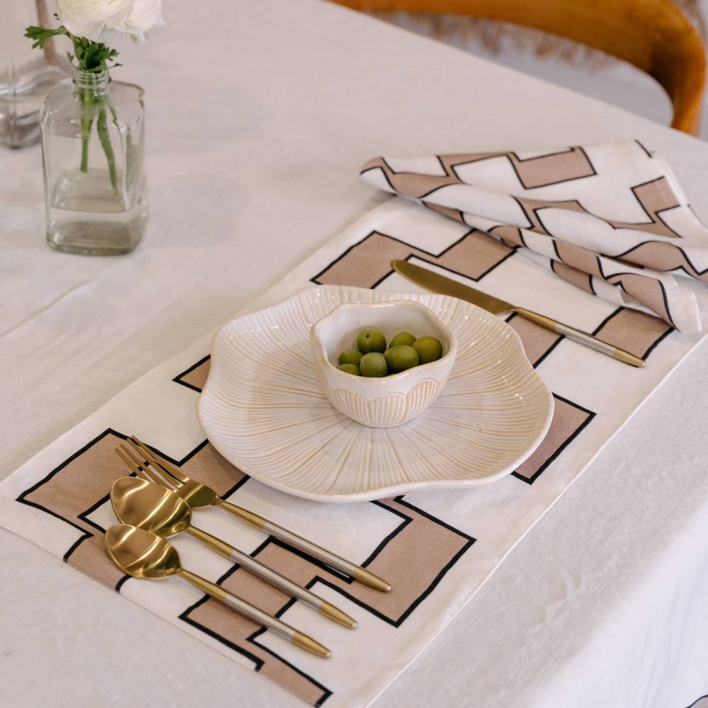 Astor Placemat Set of 2 - Natural/Ivory