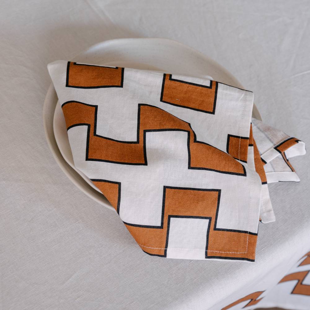 Astor Napkin Set of 4 - Ivory/Nutmeg