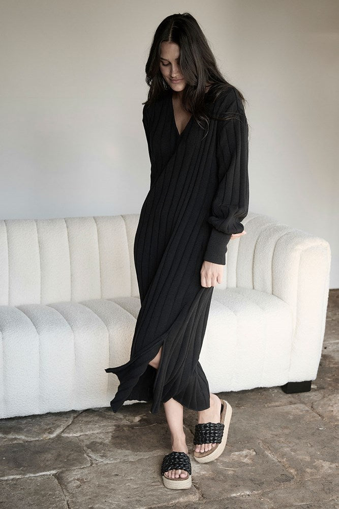 Arlow Dress - Black - Eadie Lifestyle