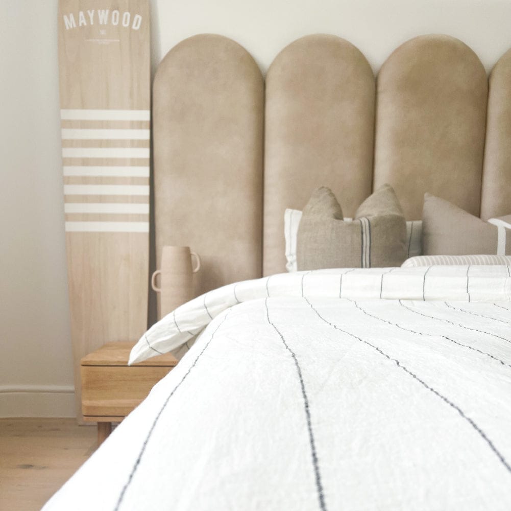 Carter French Linen Duvet Cover w/ Buttons - Off White w' Charcoal Fin ...