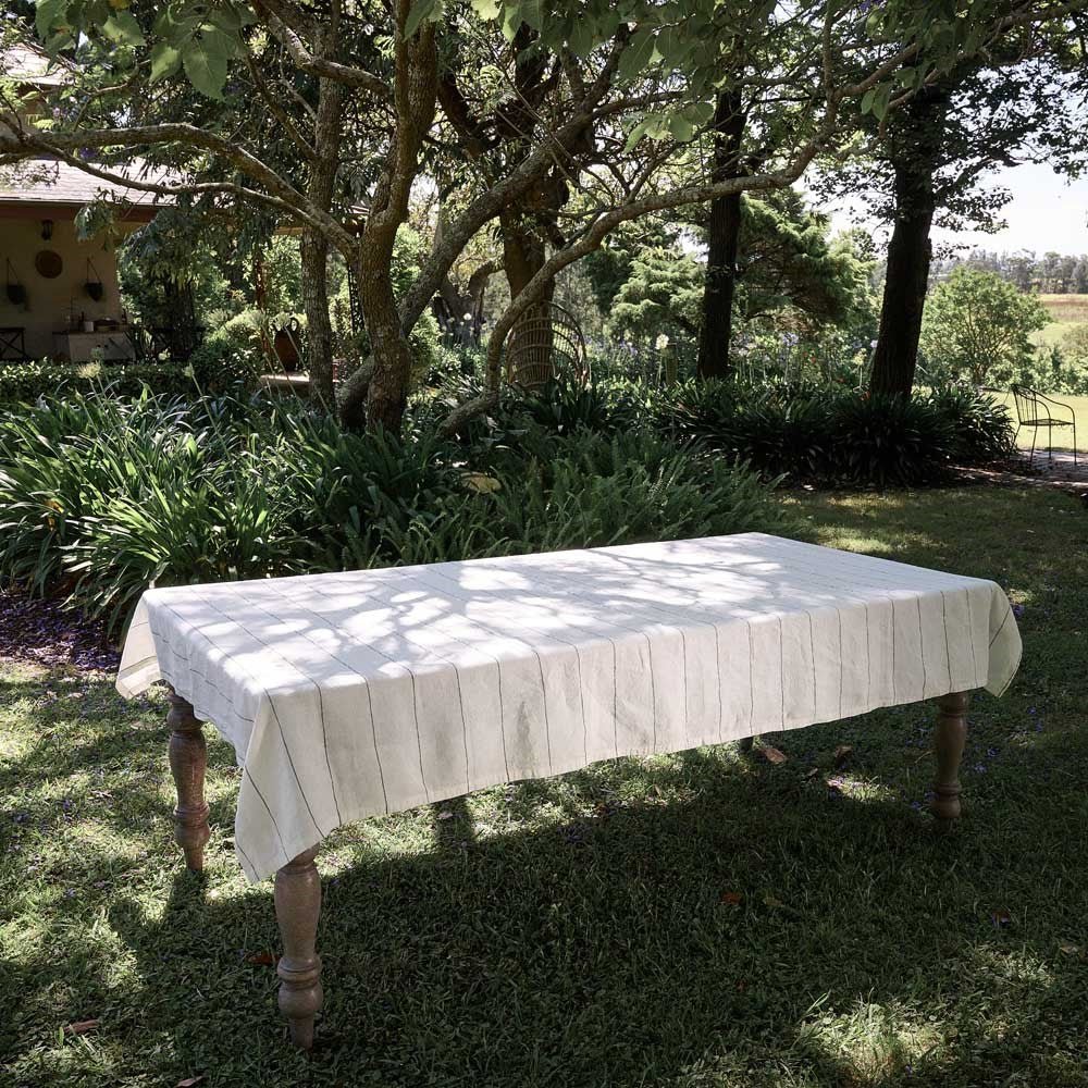 Carter Linen Tablecloth - White w&