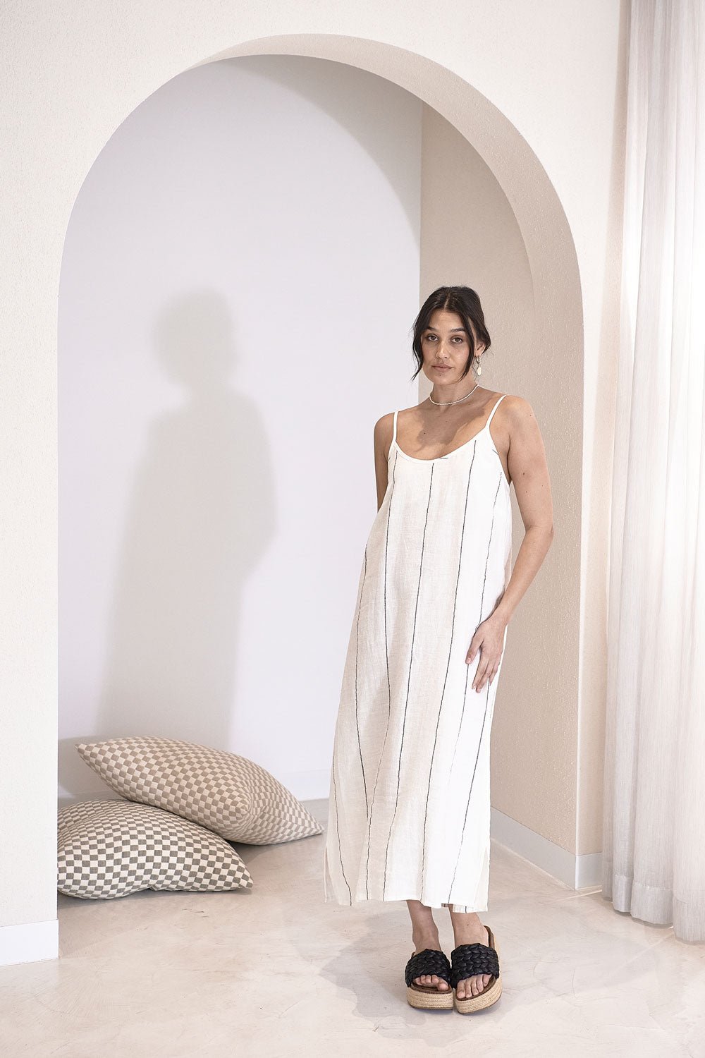 Carter Midi Linen Slip Dress - White w&
