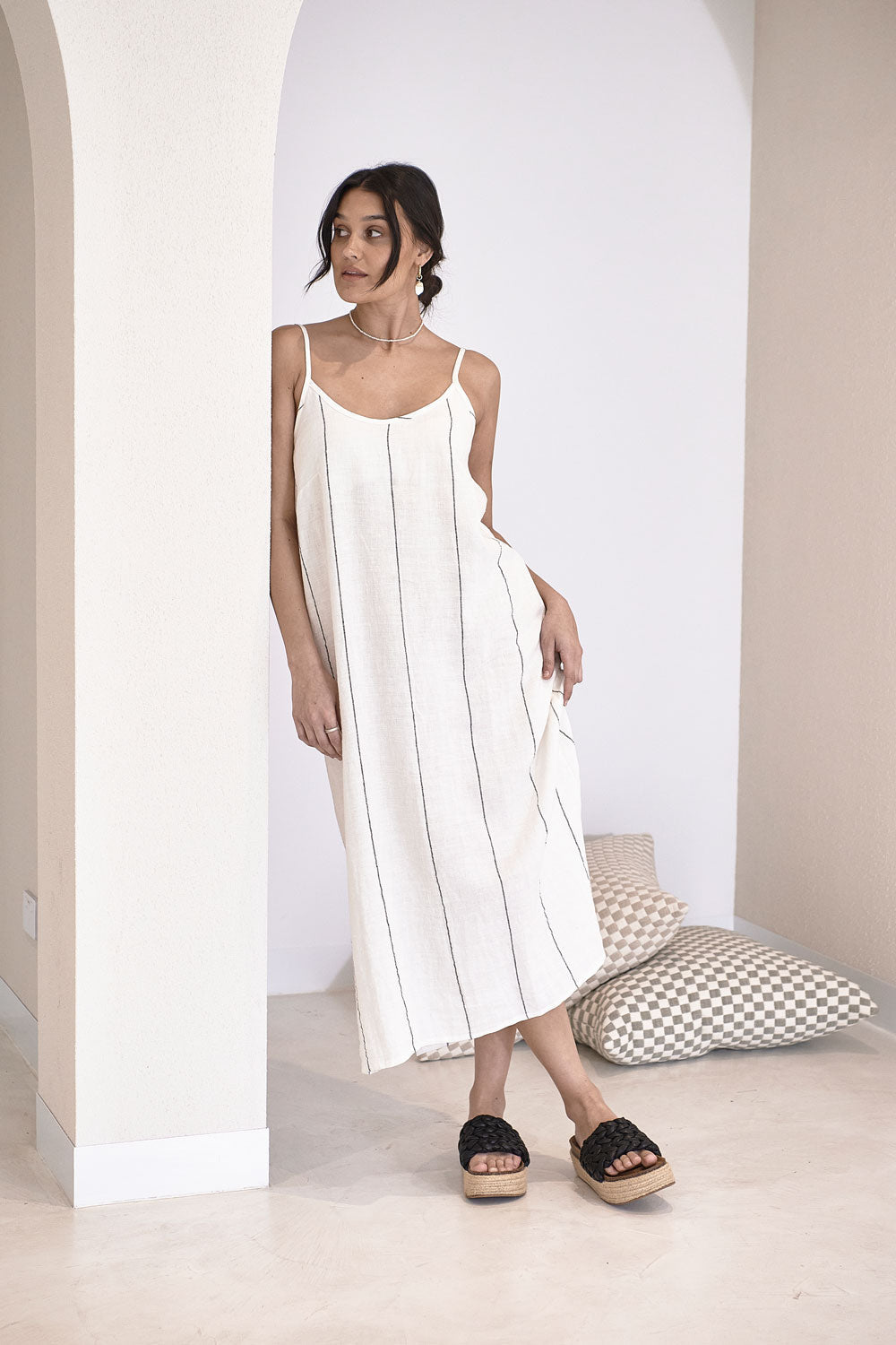 Carter Midi Linen Slip Dress - White w&